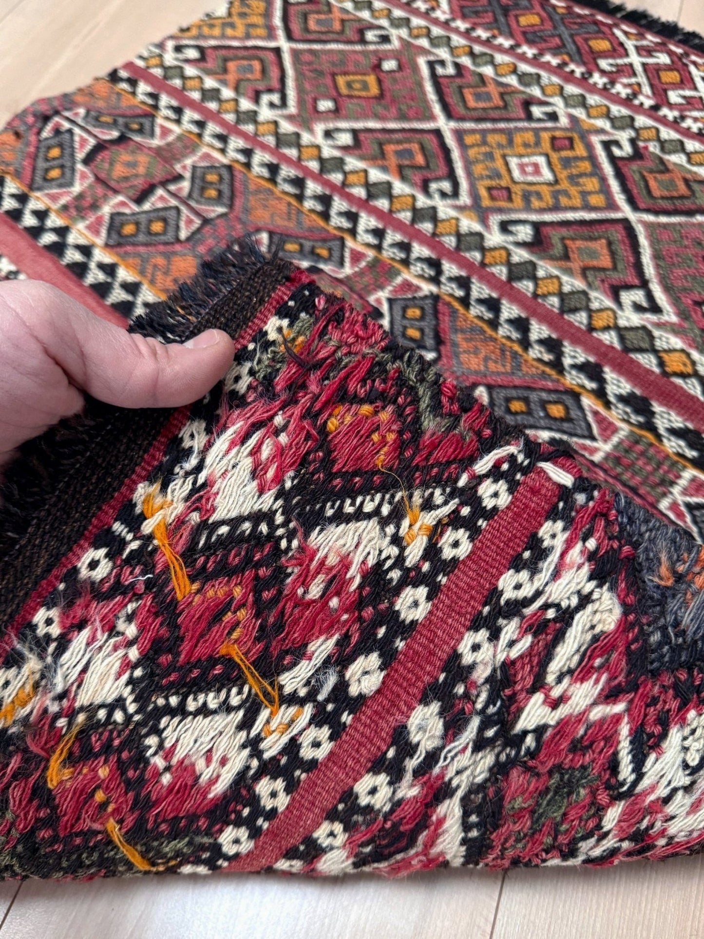 3x3 square handmade wool turkish vintage rug bathmat doormat entry rug shopping san francisco bay area. Handmade rug shopping free shipping.