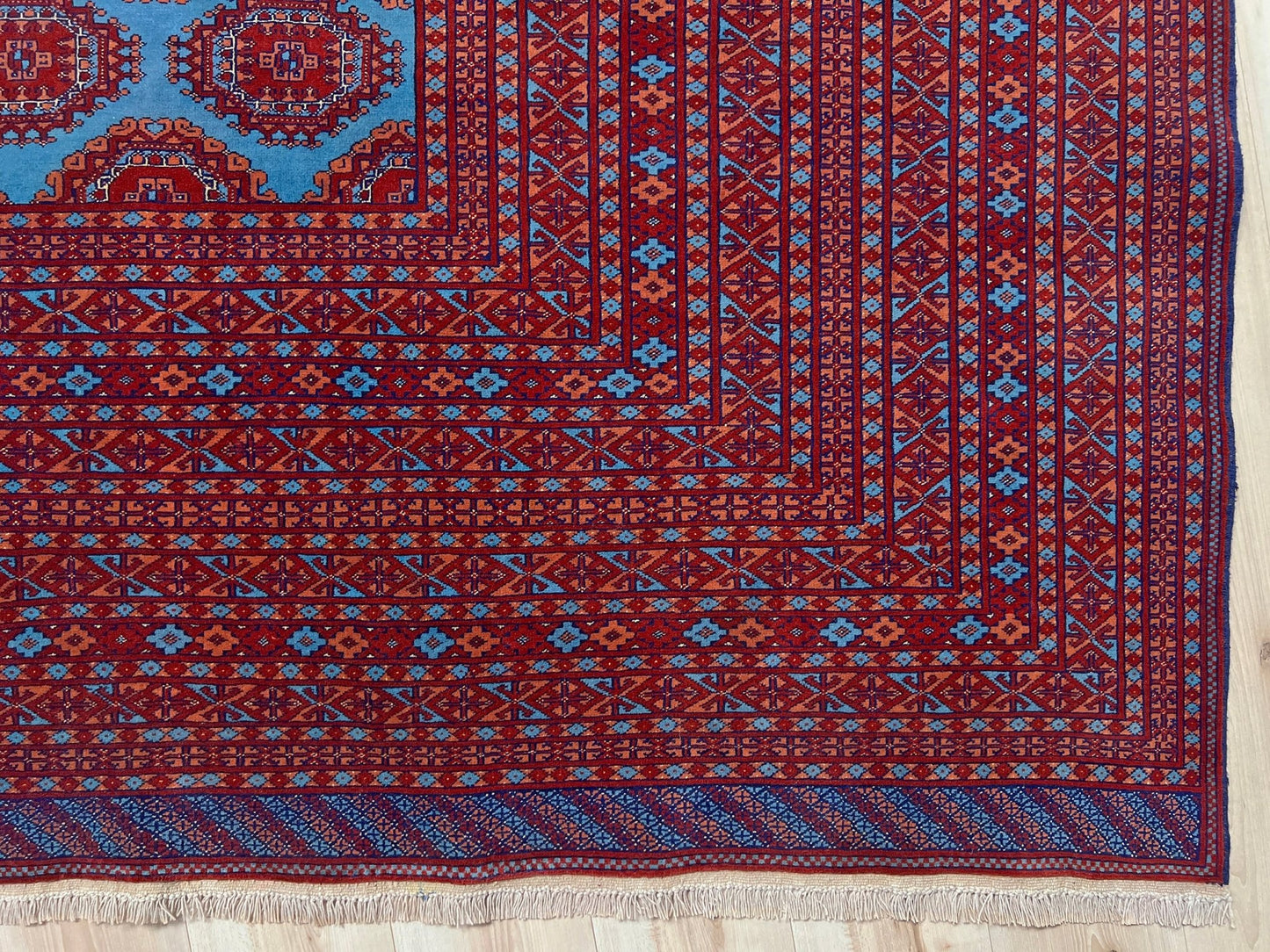 Blue bukhara turkmen rug. Luxury Handmade rug shop palo alto. Oriental rug shop san francisco bay area.
