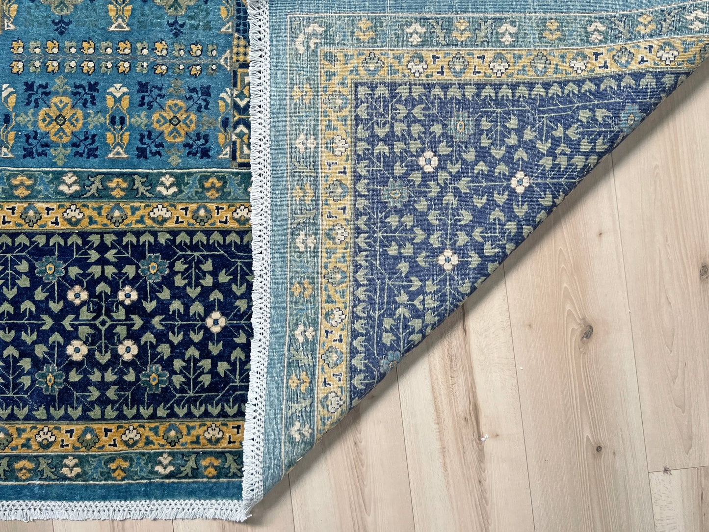 50x50 mamluk 10x14 handmade area rug. 10x14 rug for living room. Luxury rug shop palo alro. Oriental rug shop san francisco bay area.