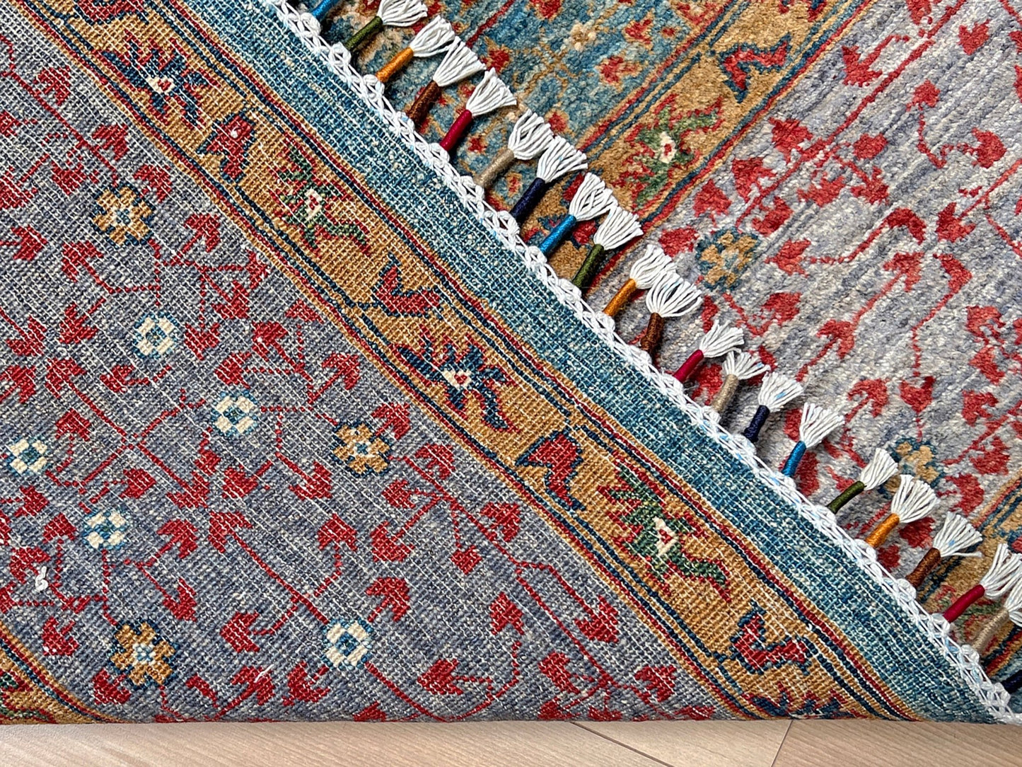 Sultanate Mamluk Luxury Area Rug • Handmade Ghazni Wool Carpet • 7x10 Large Rug for Living Room, Bedroom, Dining. Handmade rug shop san francisco bay area.
Crafted from Ghazni wool, known for its silk-like sheen and softness, this Mamluk rug boasts an extraordinary vibrant color combination with hues of blue, red, grey, yellow and green.