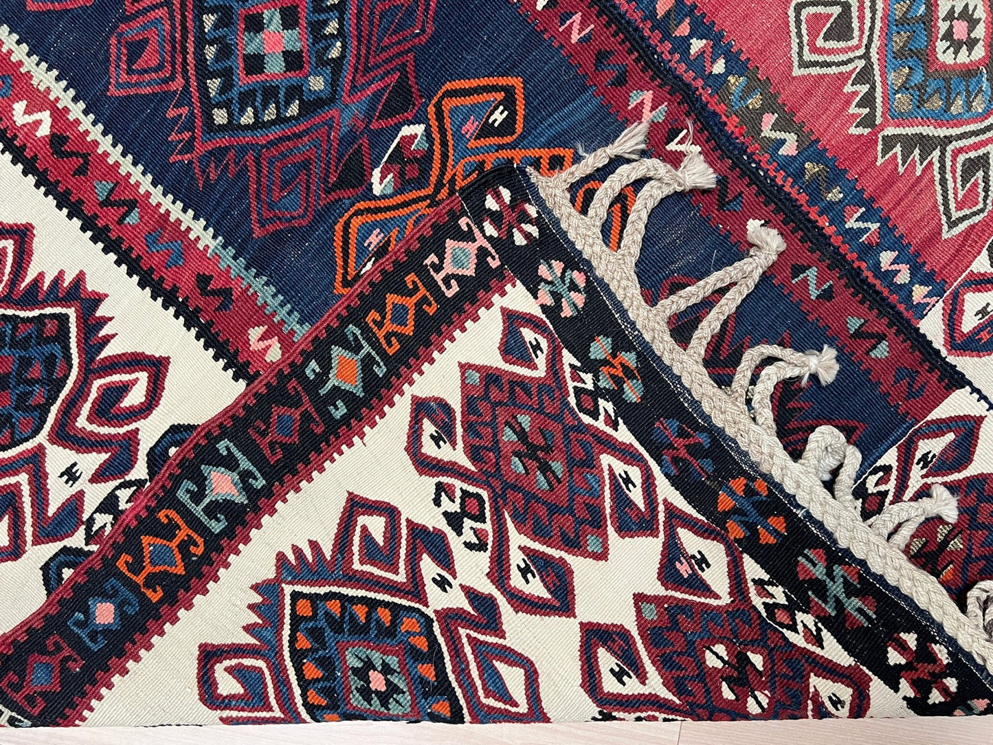 Van kurdish tribal kilim rug shop san francisco bay area. Handmade vintage wool flatweave rug shop berkeley palo alto