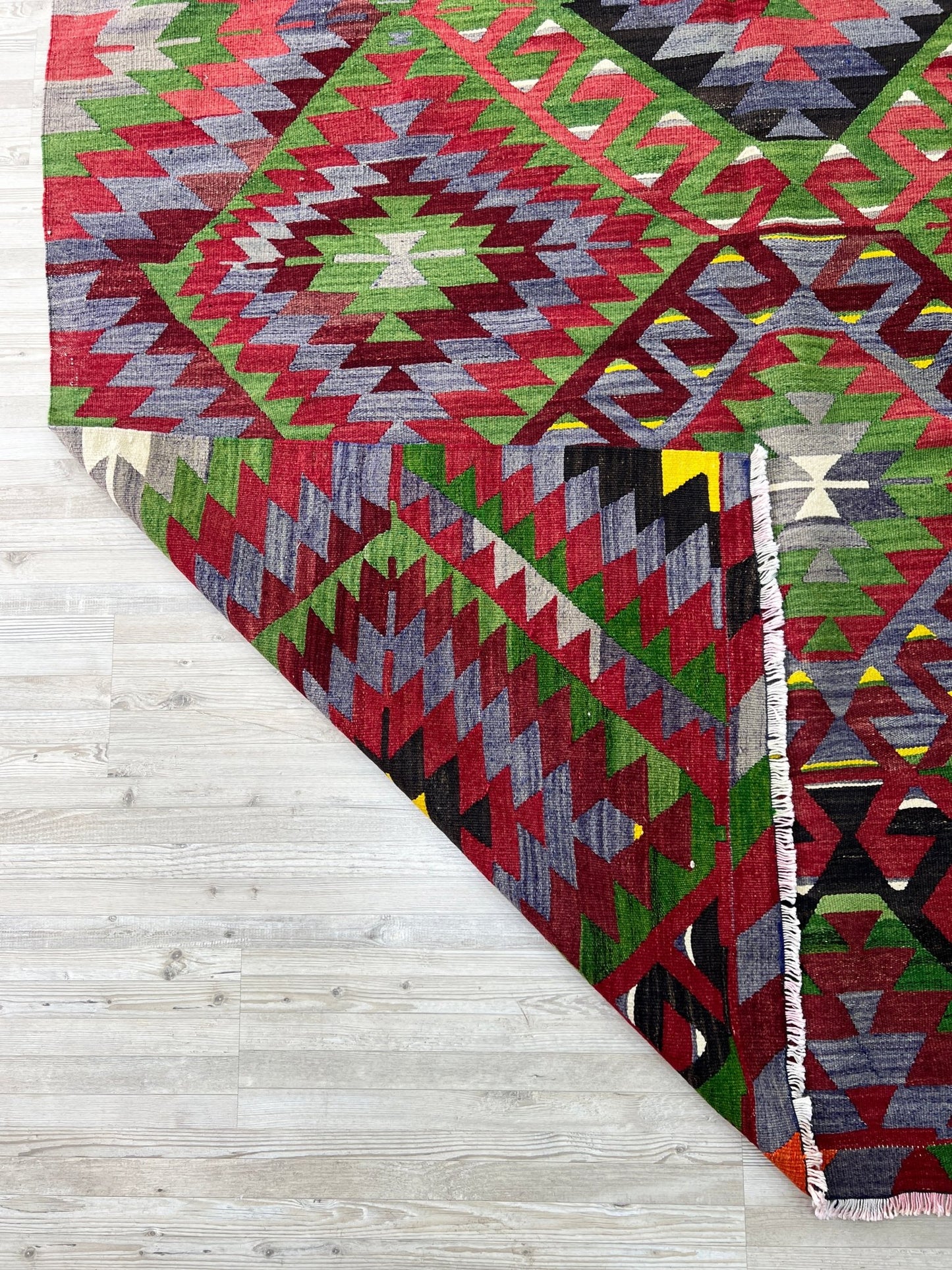 Oushak Esme Kilim vintage turkish rug shop san francisco bay area. Rug store palo alto berkeley buy vintage rug online