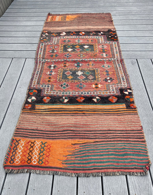 Bakhtiari Saddle bag runner. Oriental rug palo alto berkeley. Buy rug online free shipping to USA, Canada, toronto, CA.
