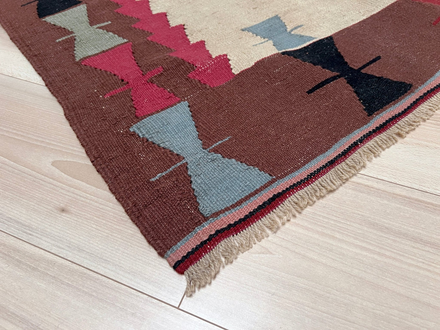 Navajo style flatweave Turkish Kilim rug shop san francisco bay area. Handmade small wool carpet. Buy handmade rugs online