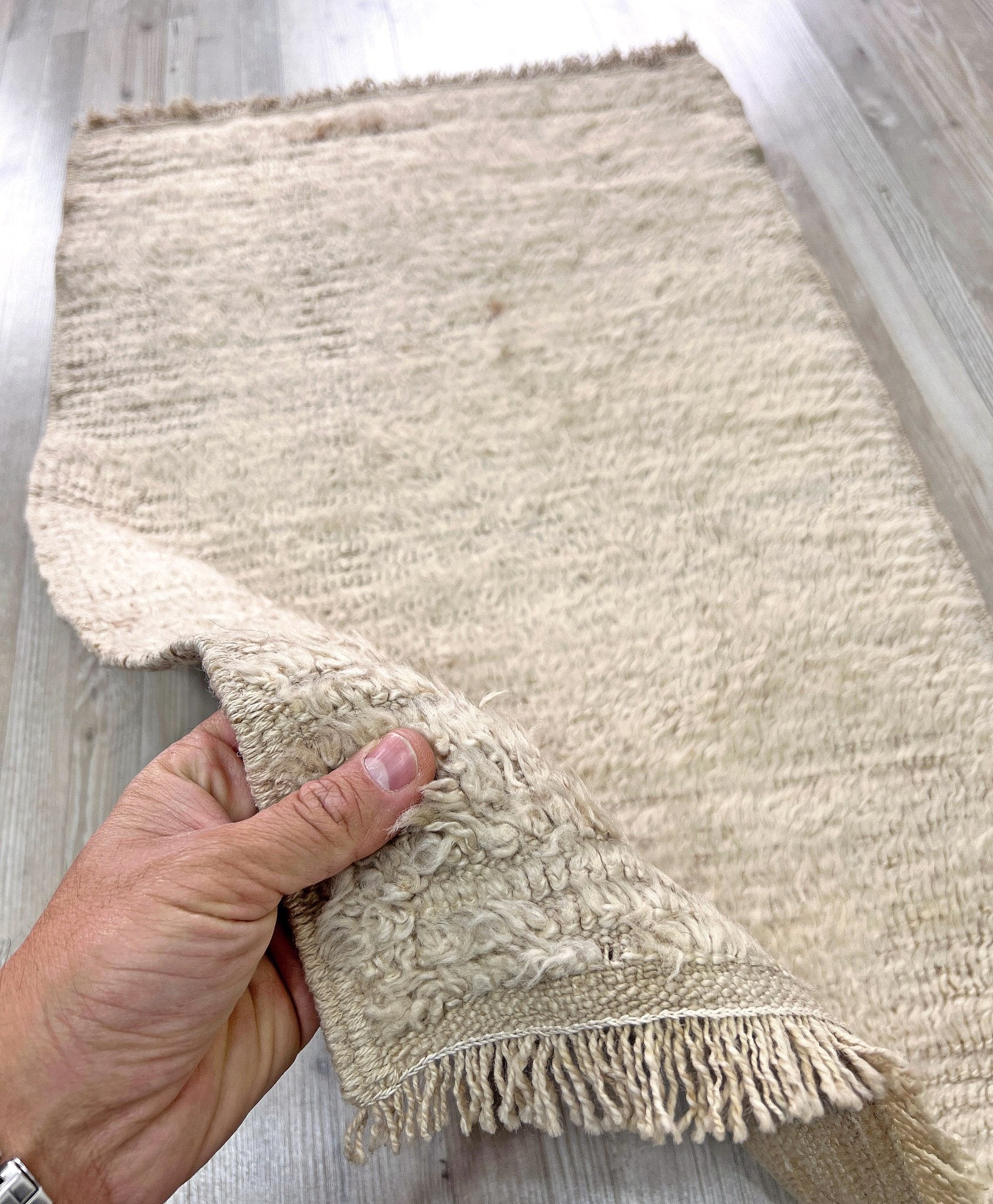 2x3 neutral handmade small wool rug for bathroom bedroom kitchen under the desk. Turkish rug shop san francisco bay area. Free shipping.