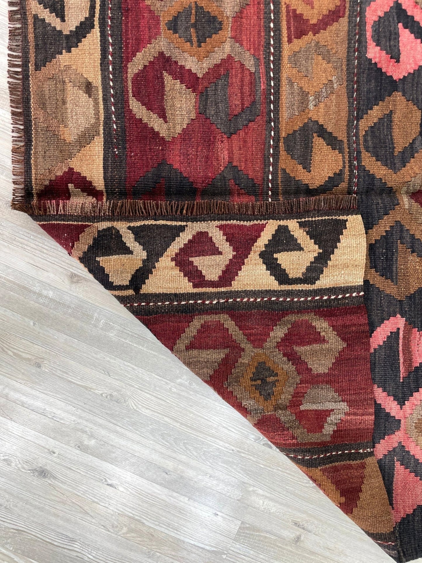5x7 vintage wool turkish kilim flatweave rug in earth tones and with tribal design. Kilim rug shop san francisco bay areaç buy rug online free shipping 