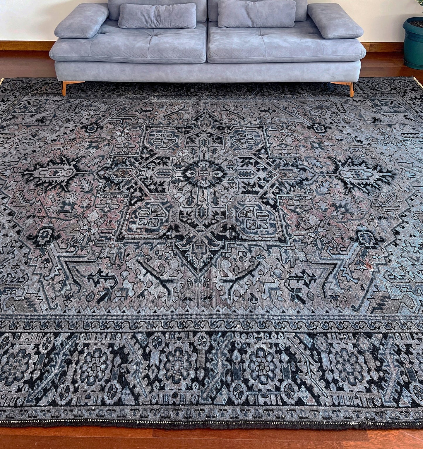 Muted Blue Heriz Serapi Persian Rug. 8x10 large Oriental Rug Shop San Francisco Bay Area. Buy oriental rug online