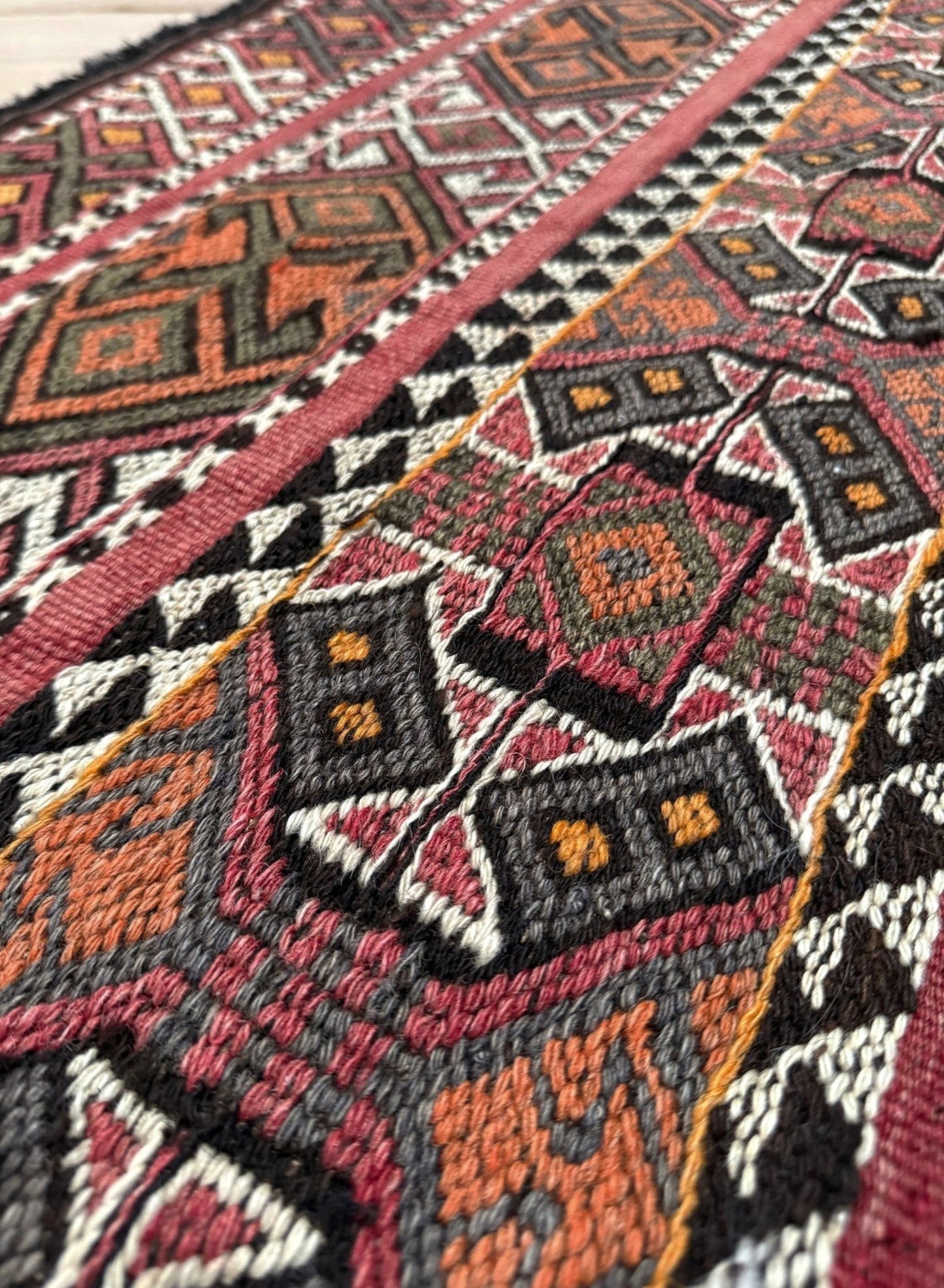 3x3 square handmade wool turkish vintage rug bathmat doormat entry rug shopping san francisco bay area. Handmade rug shopping free shipping.