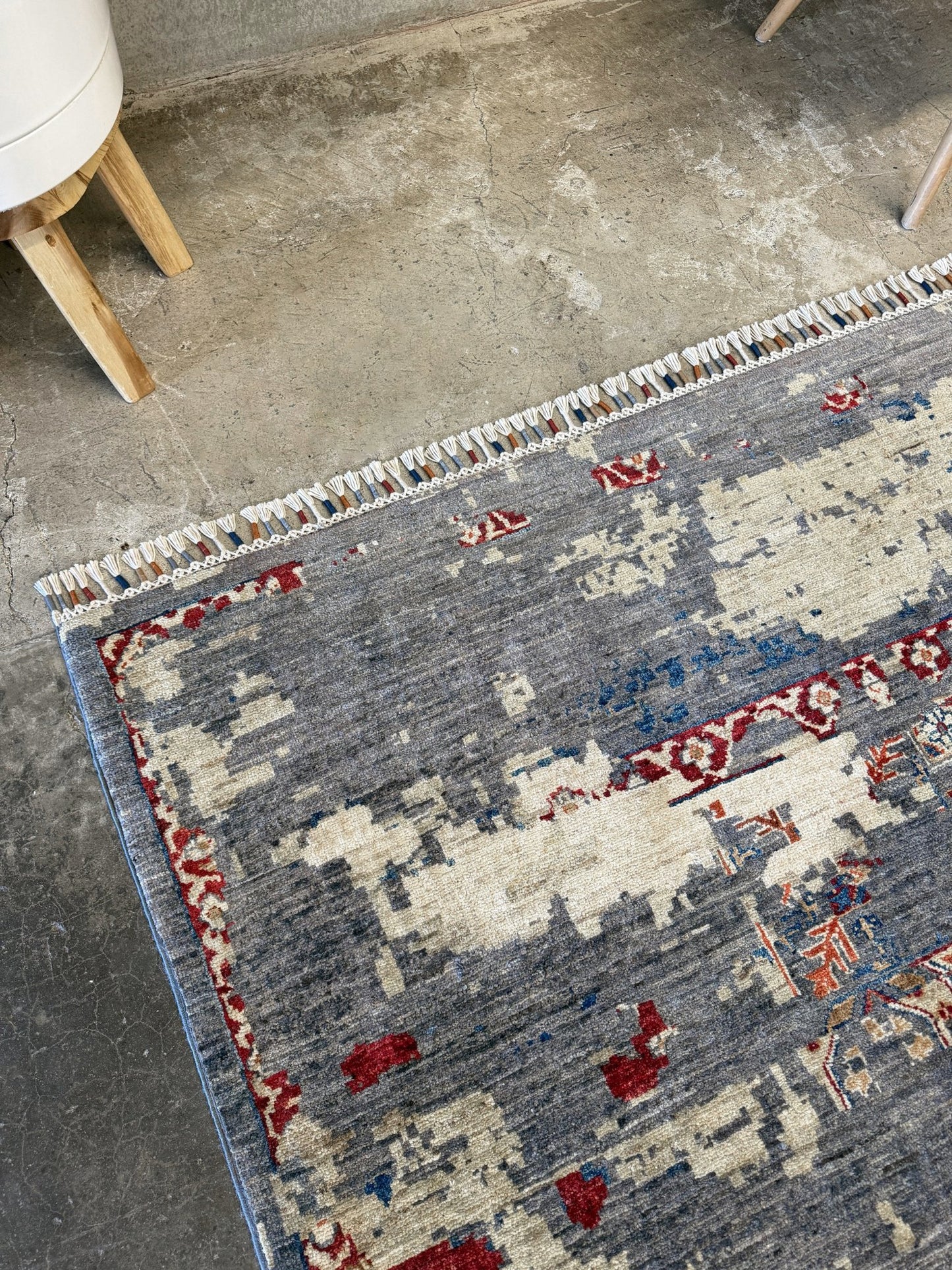 Transitional erased modern Mamluk design rug in 9x12 size with crimson medallion, silvery gray background, and ivory accents — perfect for living rooms, dining rooms, or bedrooms. Handmade wool rug from Indigo Rugs, Burlingame SF Bay Area with free shipping.