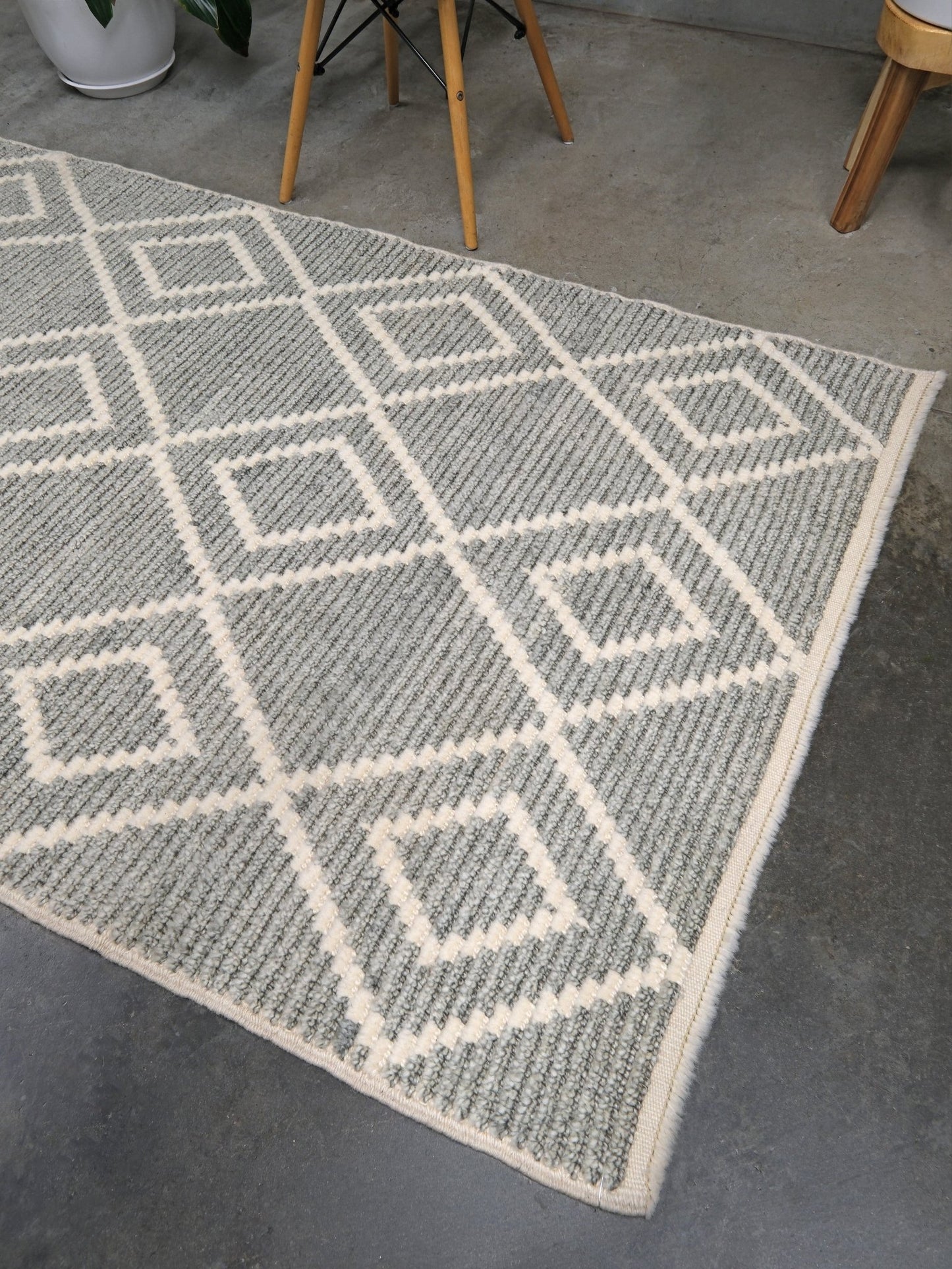 Small gray Turkish Tulu rug with ivory geometric diamond pattern, handmade wool rug, 4x6 from Indigo Rugs Burlingame Bay Area.