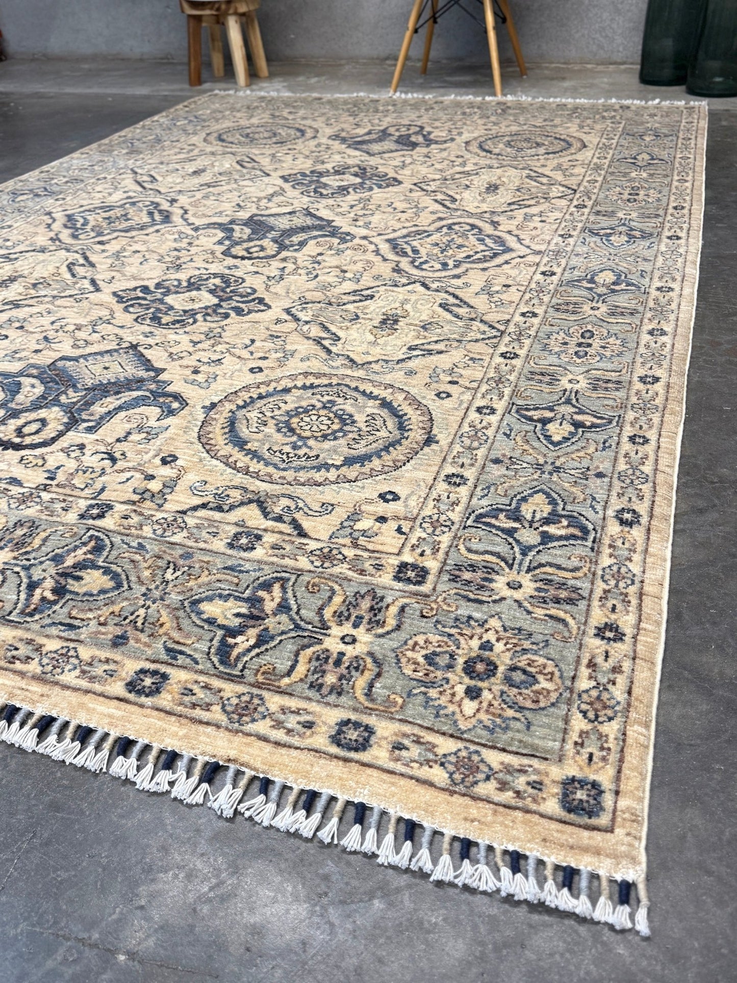 6x9 handmade transitional Ziegler Sultanabad Turkish rug in soft ivory, beige, and muted blue tones with a neutral, calming palette. Ideal for living rooms, dining rooms, and bedrooms in modern, rustic, or coastal décor. From a rug shop in Burlingame, San Francisco Bay Area, CA with free shipping.