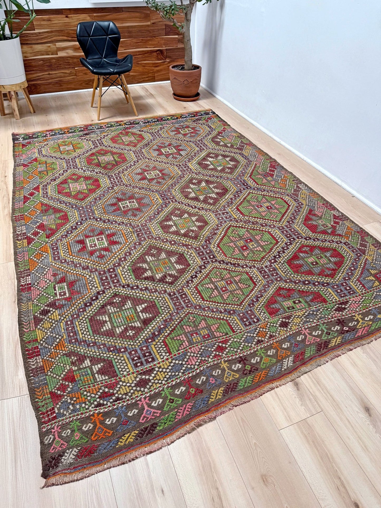 Top quality vintage Cicim Turkish rug 6x9, full of character, perfect for bedroom, living room, kitchen, or study, from trusted San Mateo SF Bay Area rug shop, free shipping included