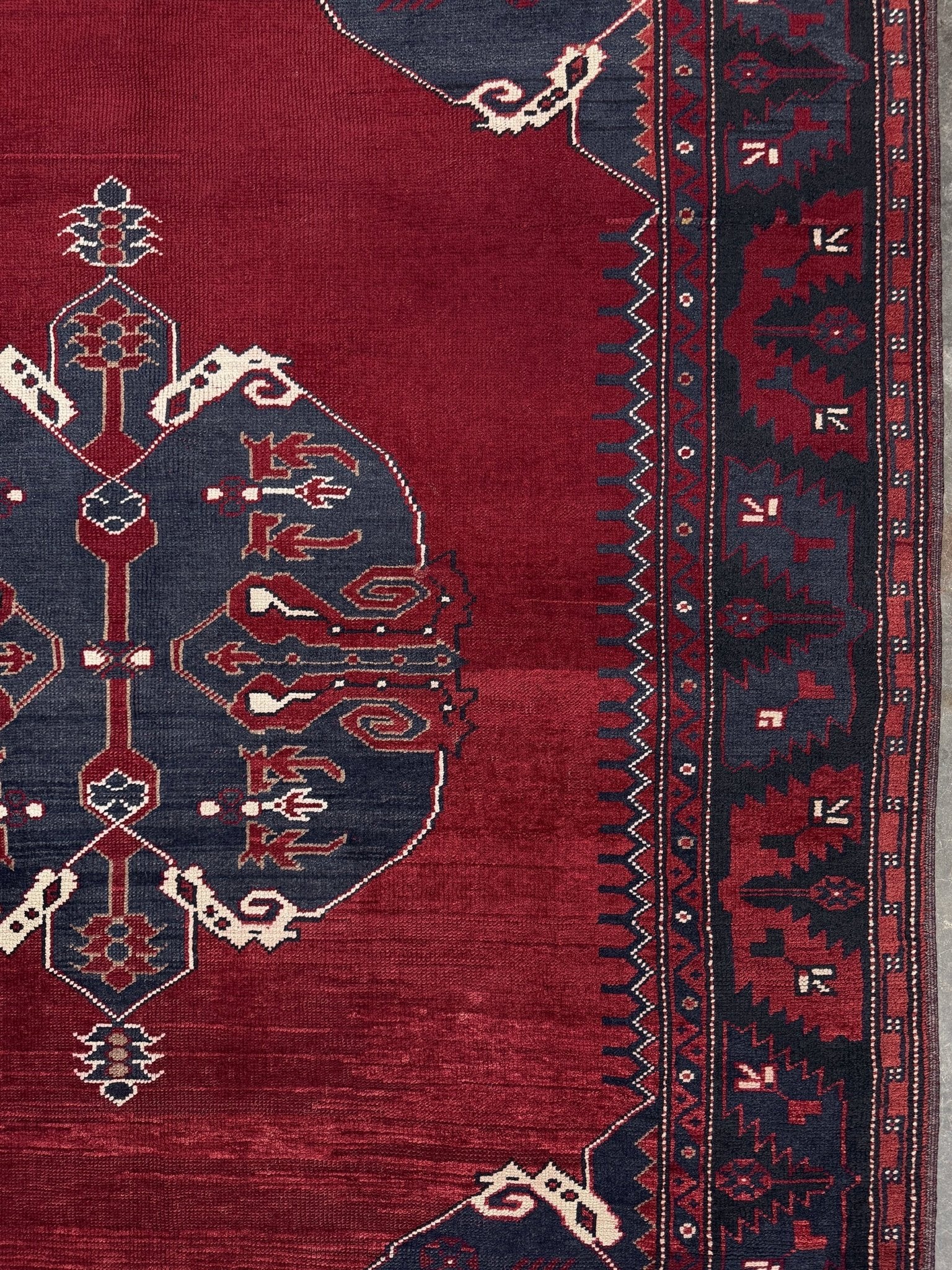 Antique kiz bergama turkish rug 6x8 deep madder red field indigo clue medallion anatolian village rug 1920s indigo rugs san francisco bay area