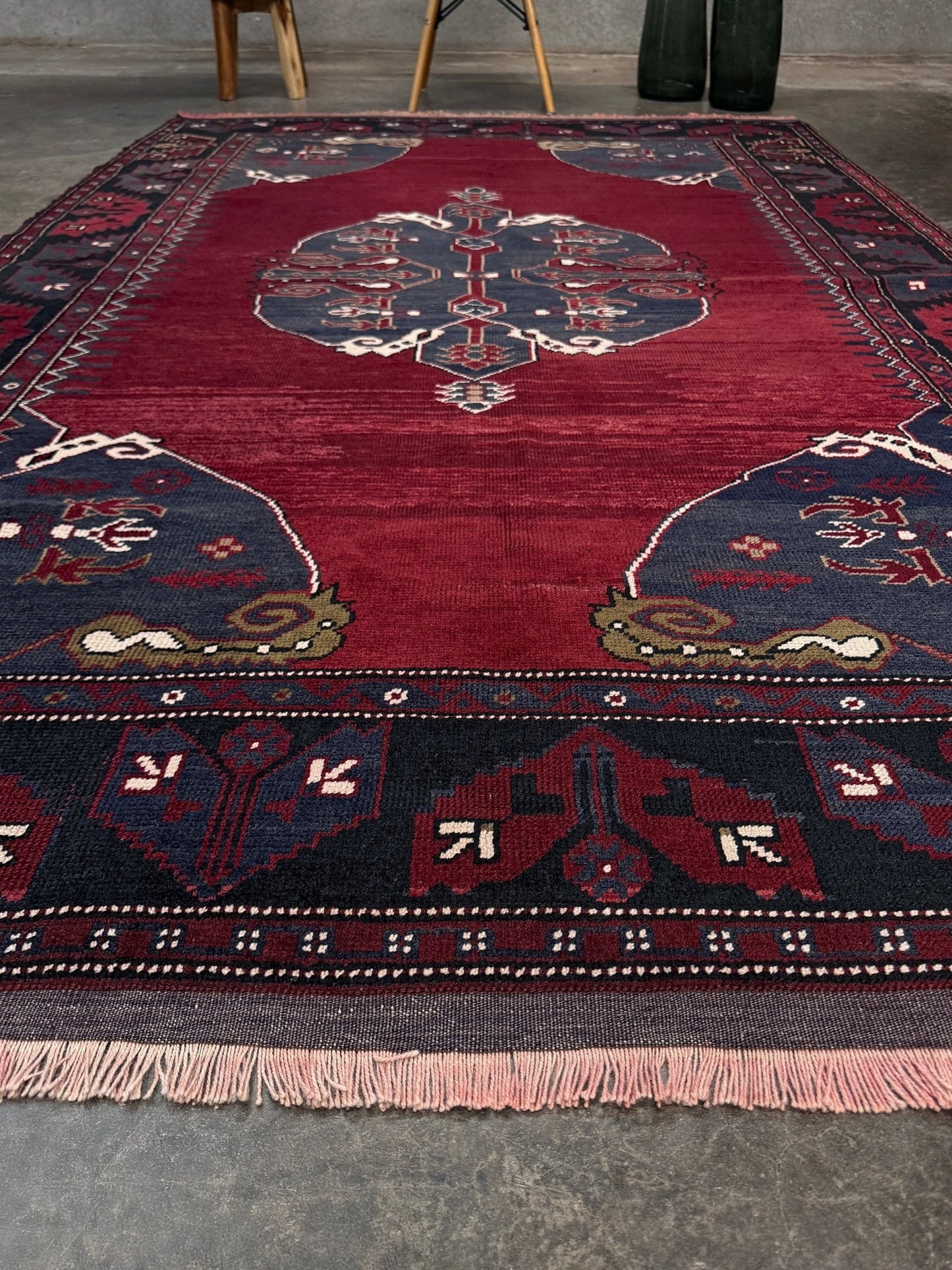 Antique kiz bergama turkish rug 6x8 deep madder red field indigo clue medallion anatolian village rug 1920s indigo rugs san francisco bay area