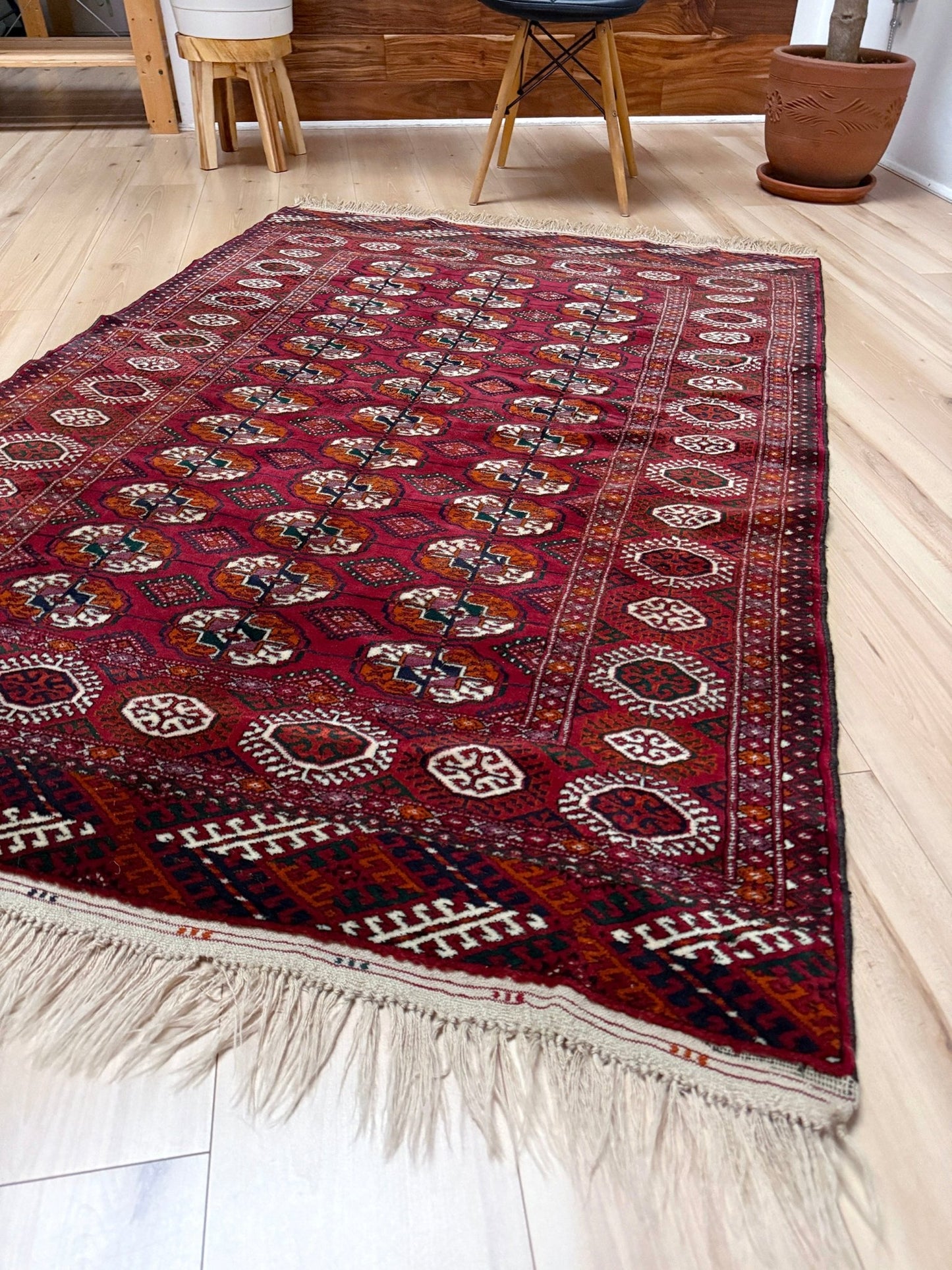 4x6 red purple bukhara handmade vintage turkmen scatter accent rug shop san mateo sf bay area. Rug for living room bedroom nursery study. Best handmade rug shop. Buy rug online free shipping.