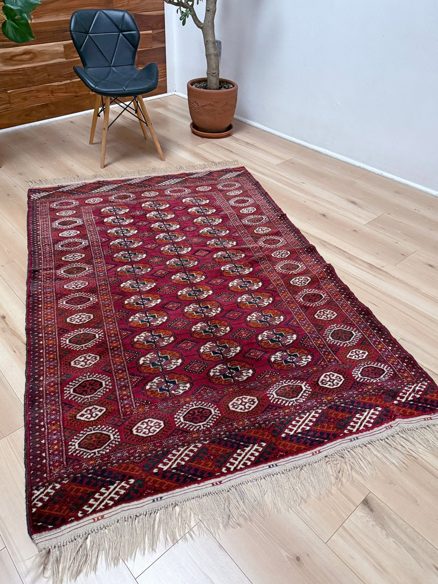 4x6 red purple bukhara handmade vintage turkmen scatter accent rug shop san mateo sf bay area. Rug for living room bedroom nursery study. Best handmade rug shop. Buy rug online free shipping.