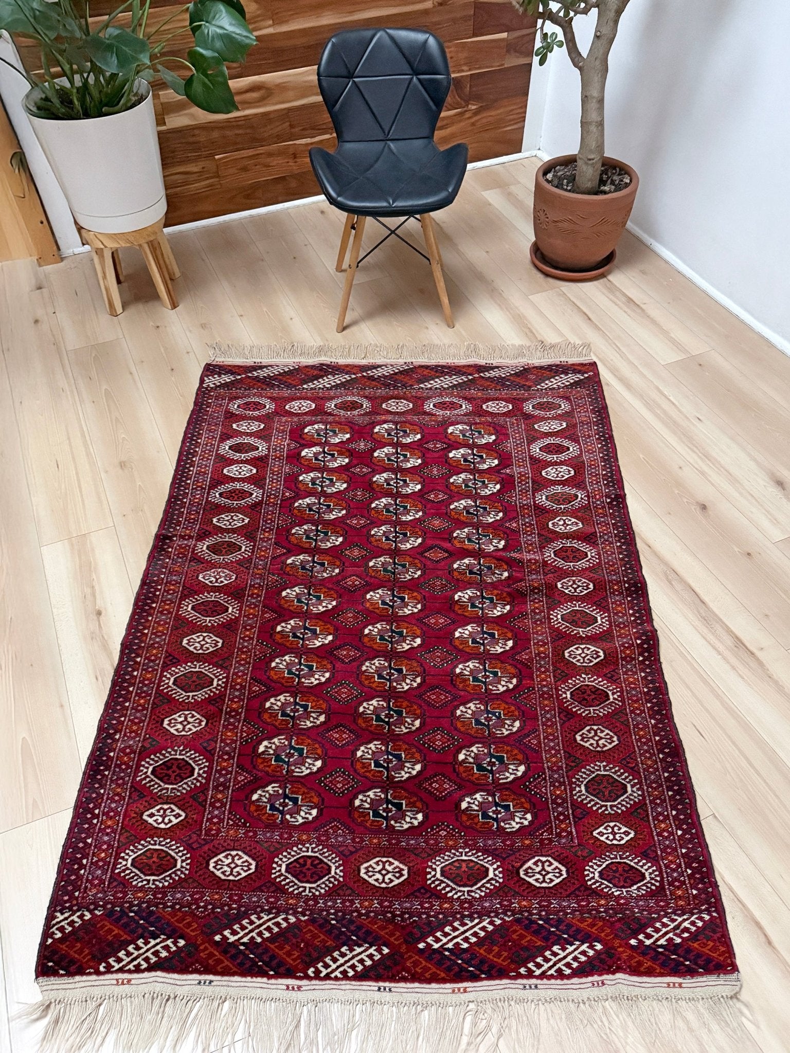 4x6 red purple bukhara handmade vintage turkmen scatter accent rug shop san mateo sf bay area. Rug for living room bedroom nursery study. Best handmade rug shop. Buy rug online free shipping.