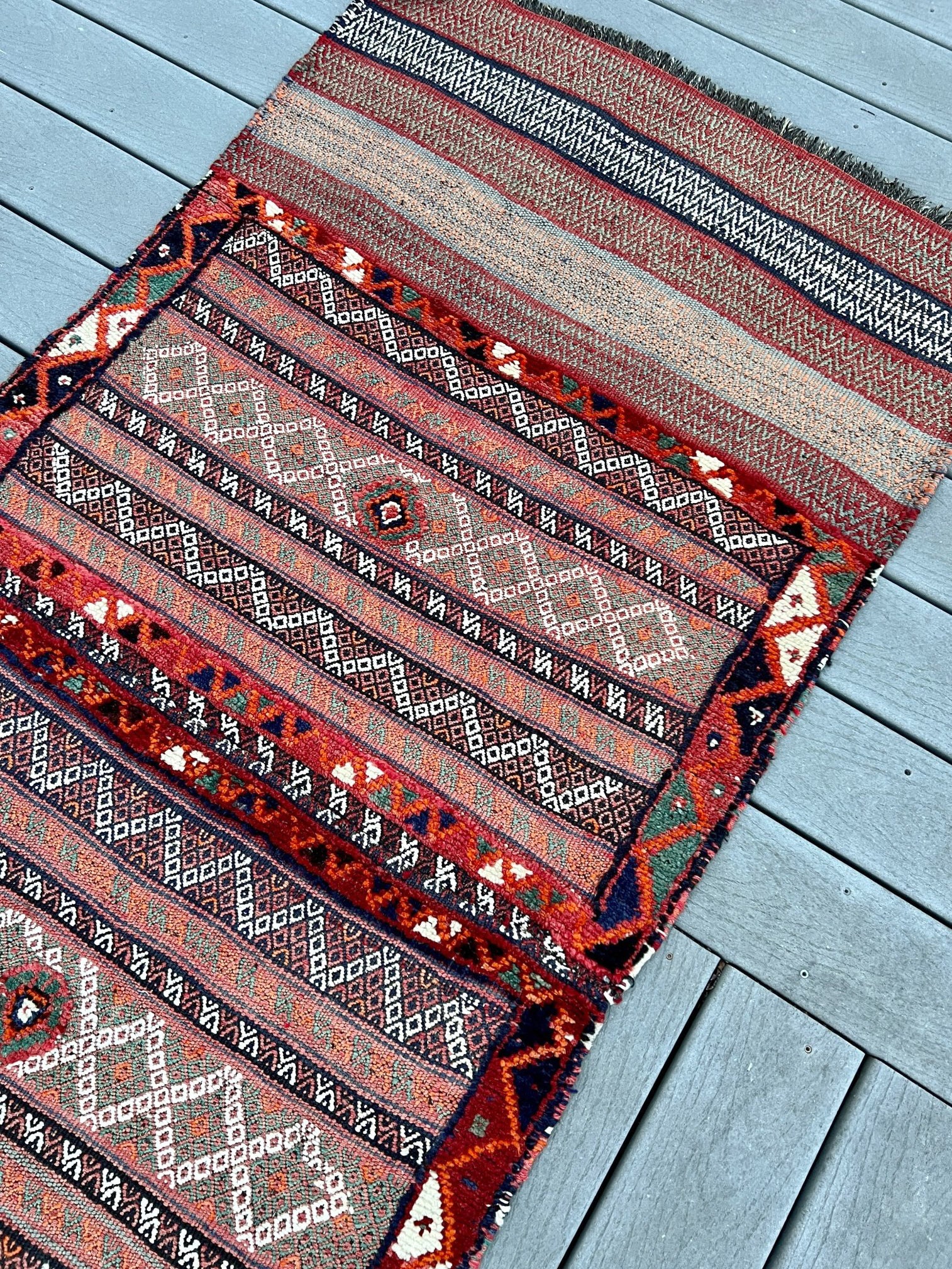 3x6 Persian small runner. Bakhtiari saddle bag. Oriental rug shop los gatos los altos. Palo alto rug store. Buy oriental rug online shopping san francisco canada california.