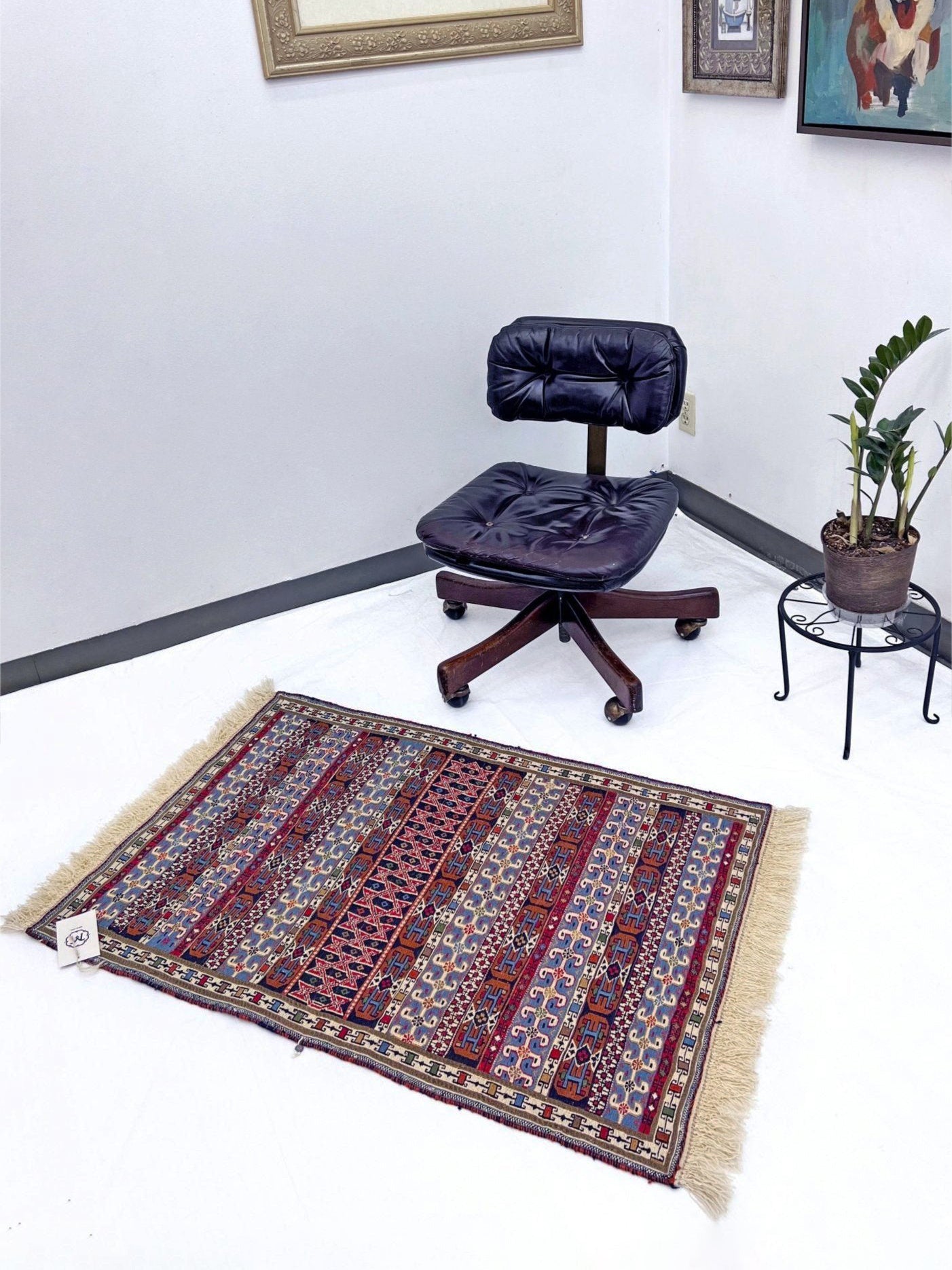 Rahrah Soumak Small Persian Rug. Oriental Rug shop San Francisco Bay Area. Buy handmade rug online free shipping USA Canada