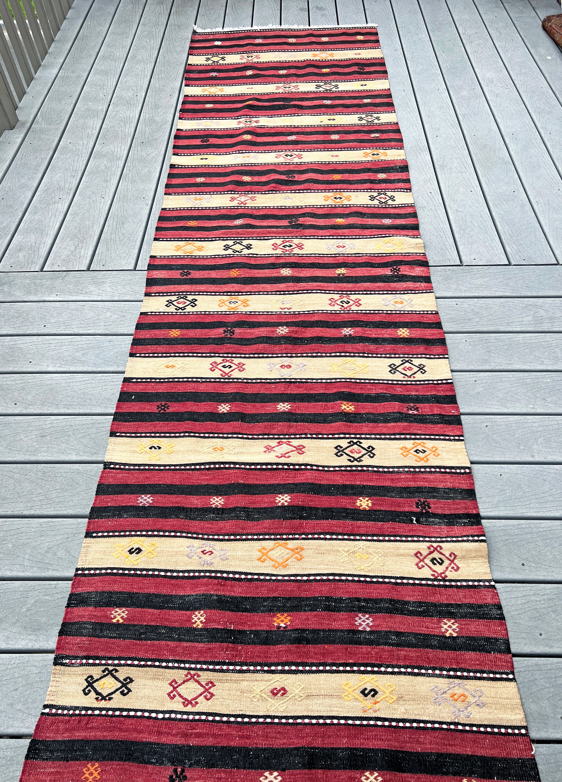 vintage Turkish Runner Wool rug. Oriental rug store los altos los gatos Palo Alto. Vintage rug shop san francisco bay area