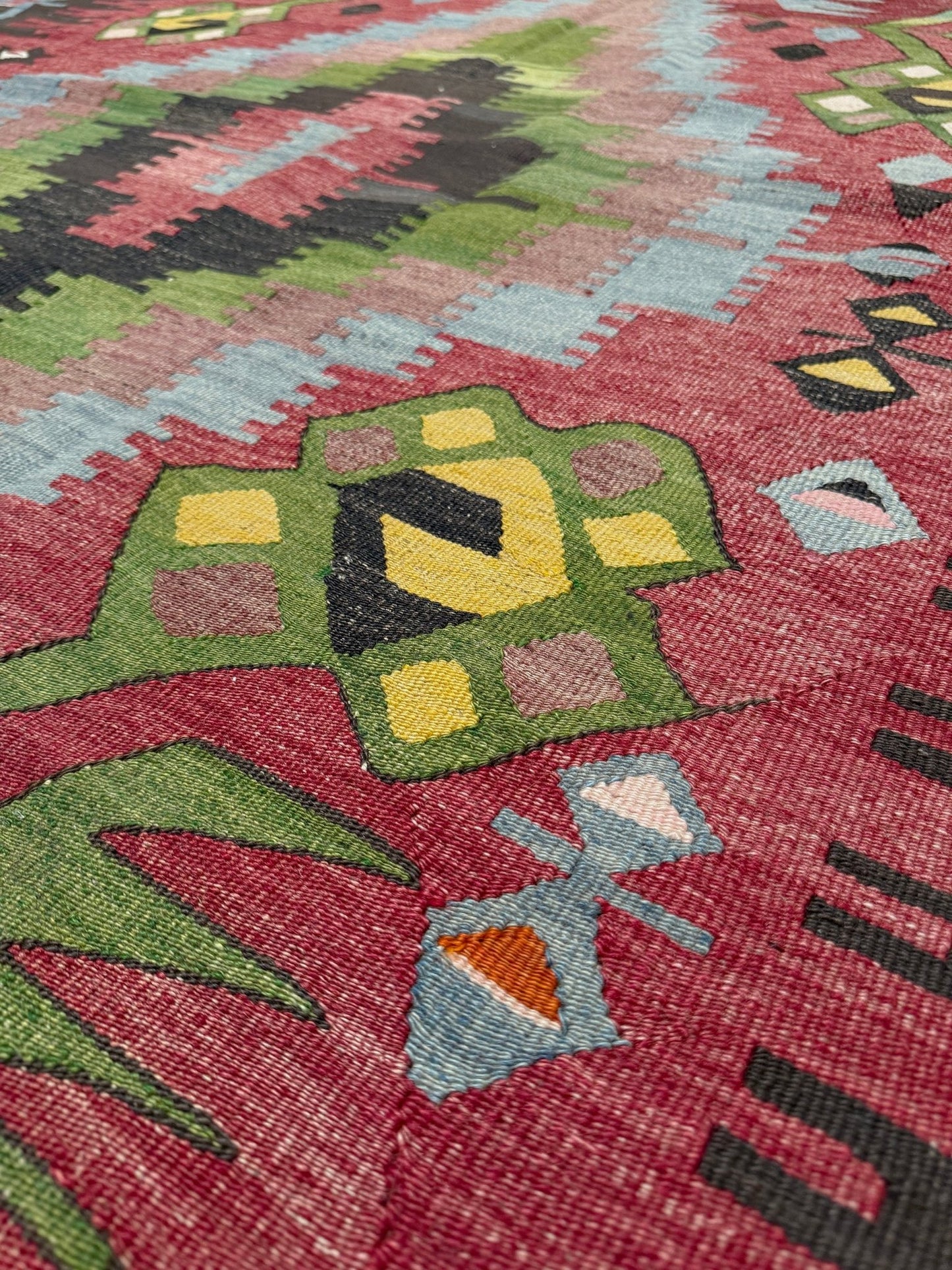 Vintage Esme Turkish kilim rug featuring in madder red, olive green colors, geometric medallions, handmade Anatolian wool flatweave rug measuring 6x10 in excellent vintage condition.