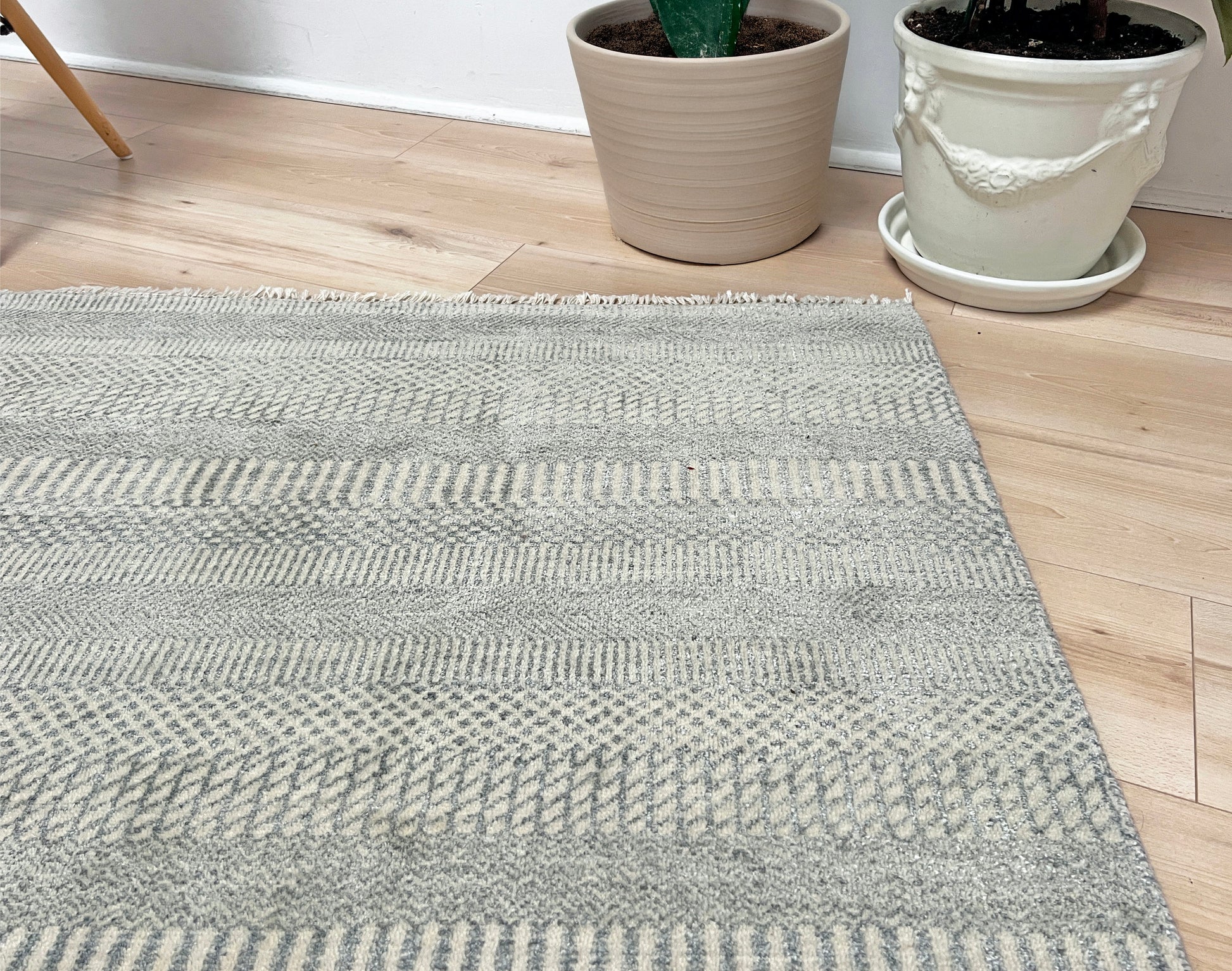 Savannah minimalist modern wool handmade rug. 8x10 Large area rug. Oriental rug store modern rug shop San Francisco Bay Area.