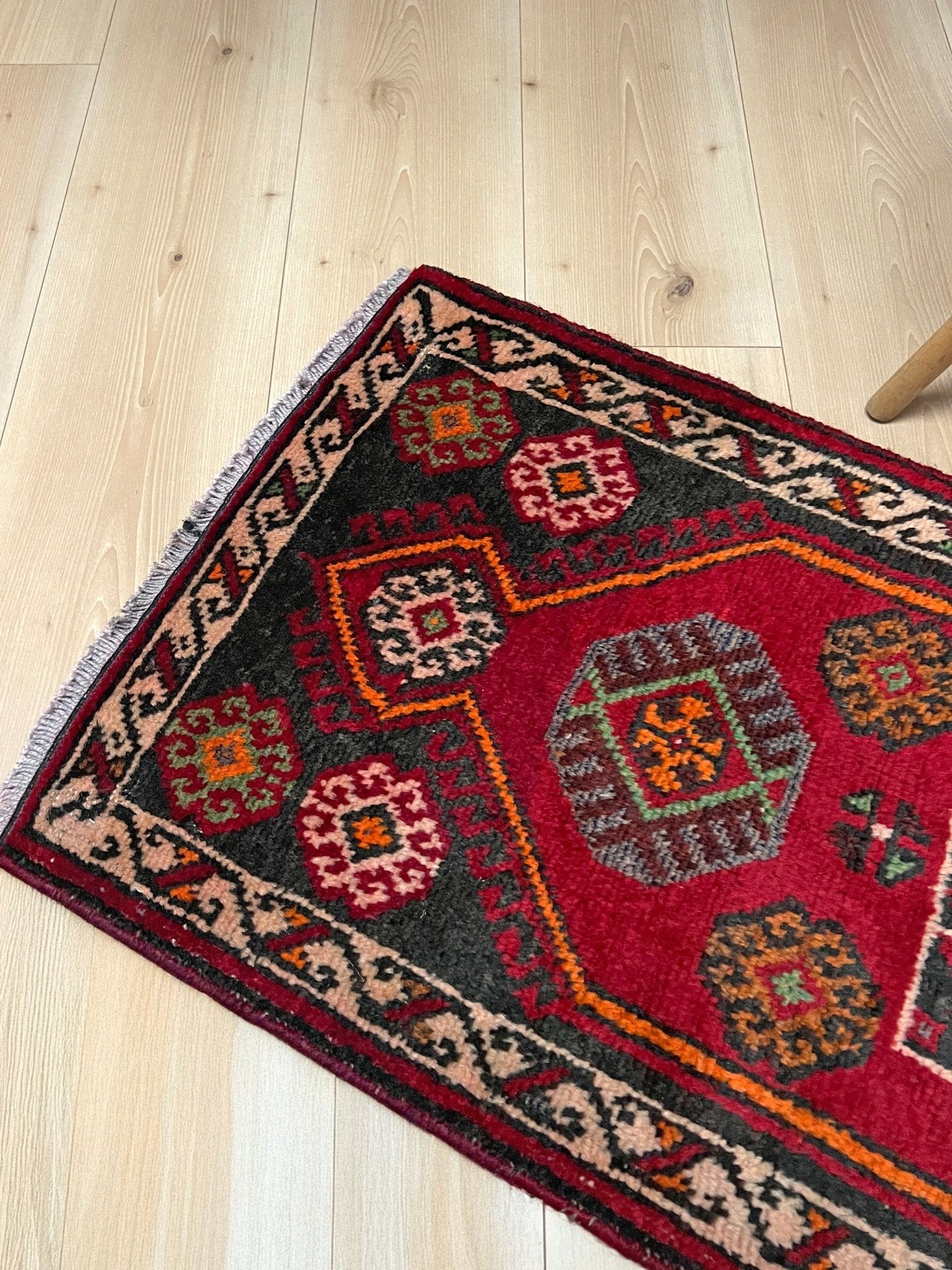 Red Black 2x3 handmade smalll wool rıg for kitchen entry under the desk bathroom bedroom Turkish mini rug free shipping