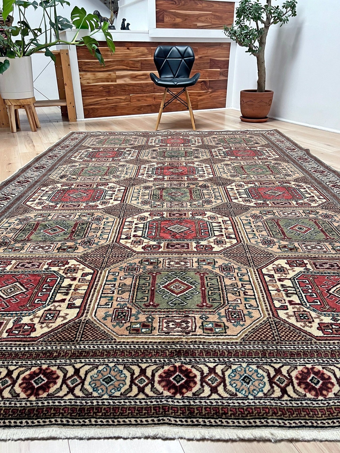 Kayseri geometric panel design turkish rug shop san francisco bay area. Handmade wool rug free shipping affordable