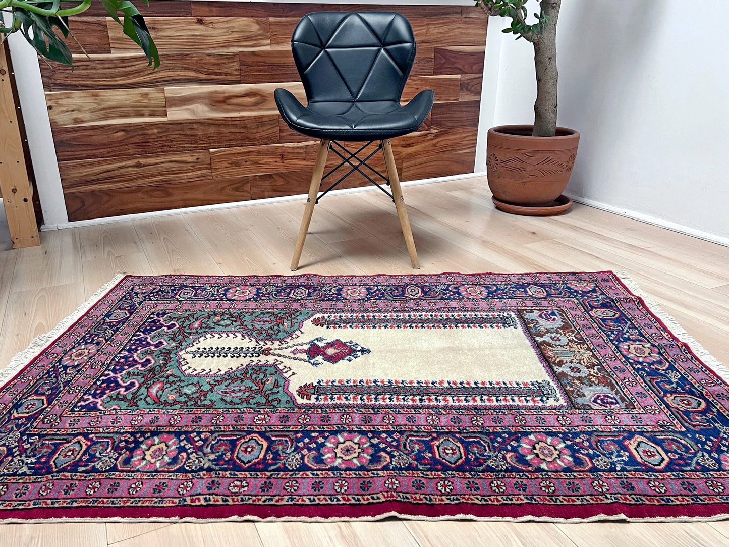 3x5 Turkish Kayseri scatter rug with prayer design, featuring a white ground, tulip pink and and a candle motif in the niche. Colors include baby blue, teal, and brown. Handmade from top-quality handspun Turkish wool, vibrant. Available at the best prices in the San Francisco Bay Area at Indigo Rugs, specializing in all handmade rugs.
