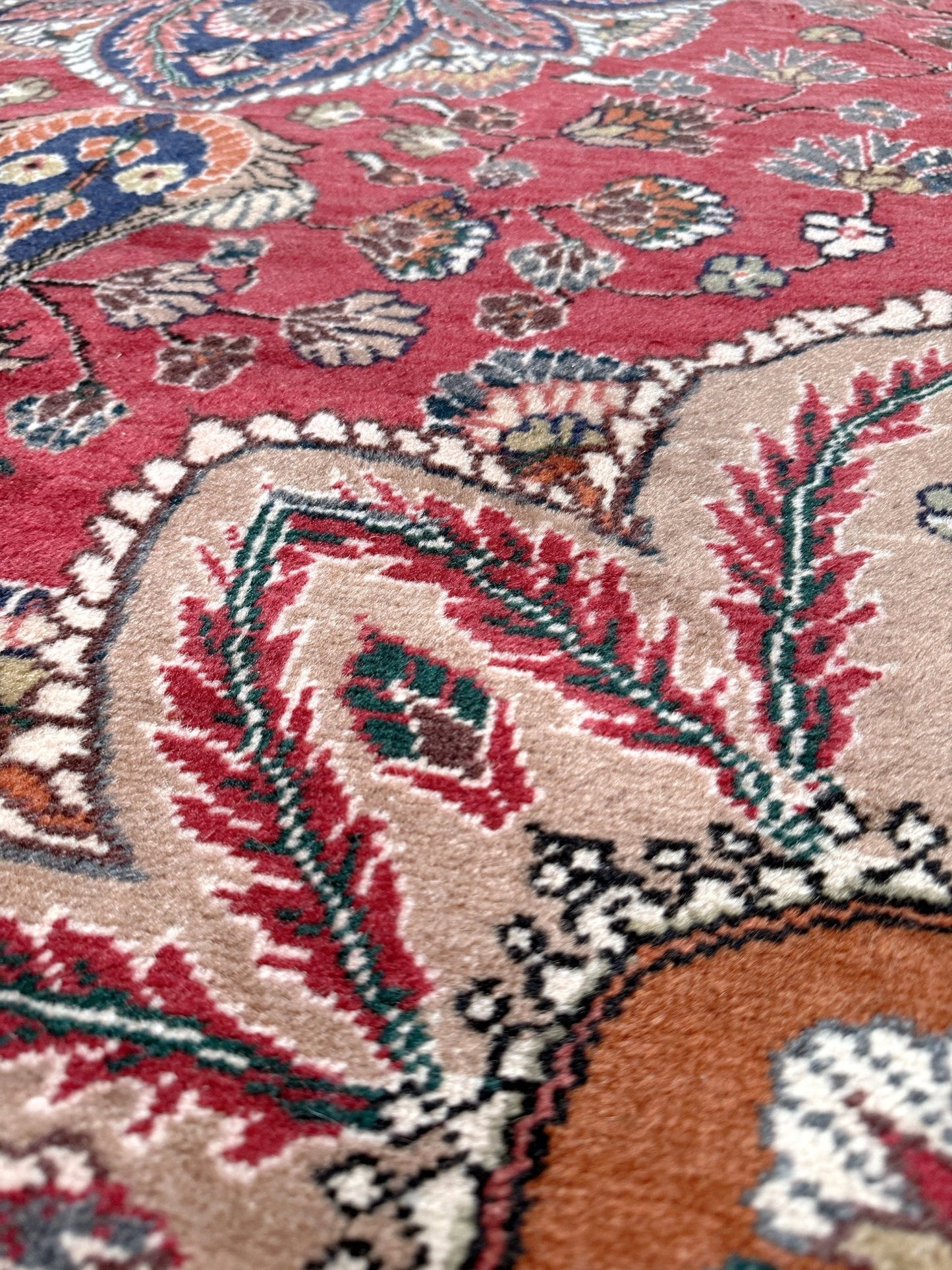 Crimson Red 5x7 Kayseri handmade Turkish wool rug from the best rug shop in the San Francisco Bay Area, Burlingame CA, free shipping available. Perfect for living rooms, bedrooms, dining rooms, studies, or formal sitting areas