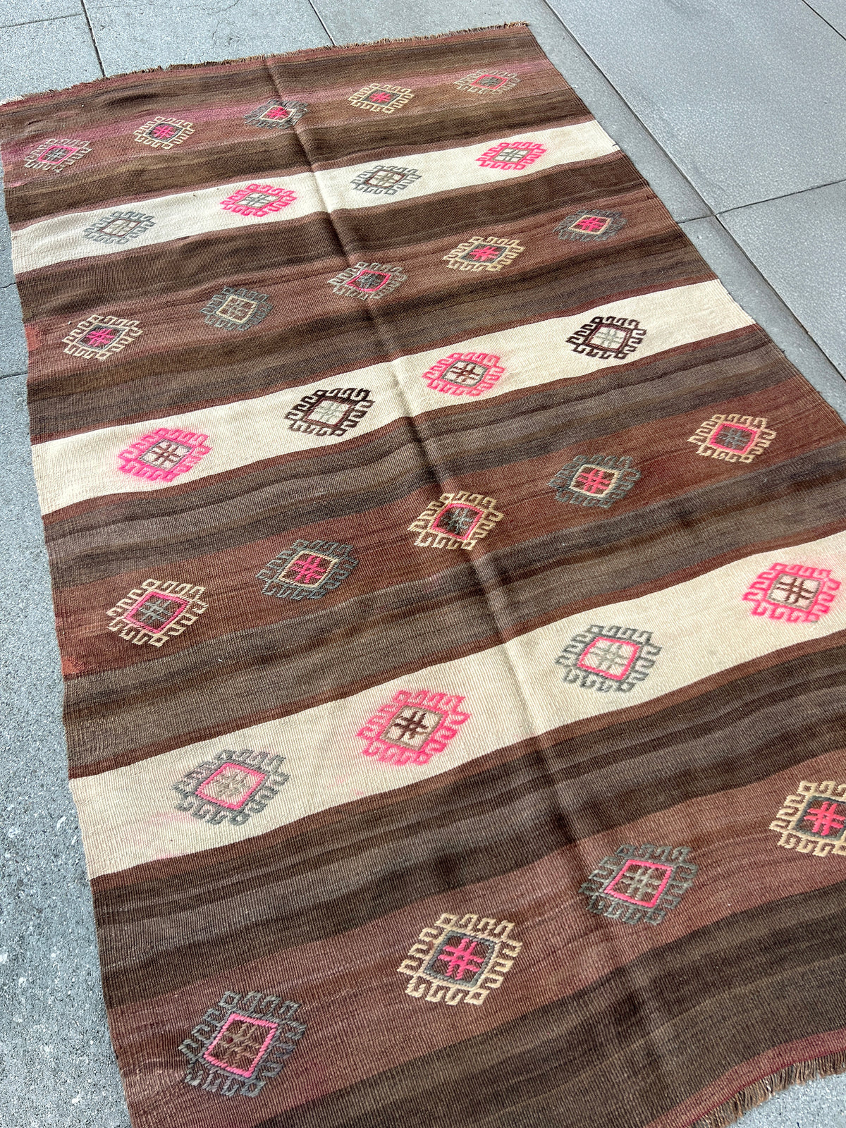 4x7 Brown cream handmade turkish kilim rug for living room bedroom kitchen entry. Flatweave wool carpet with stripes from best kilim rug shop san francisco bay area. Free shipping.