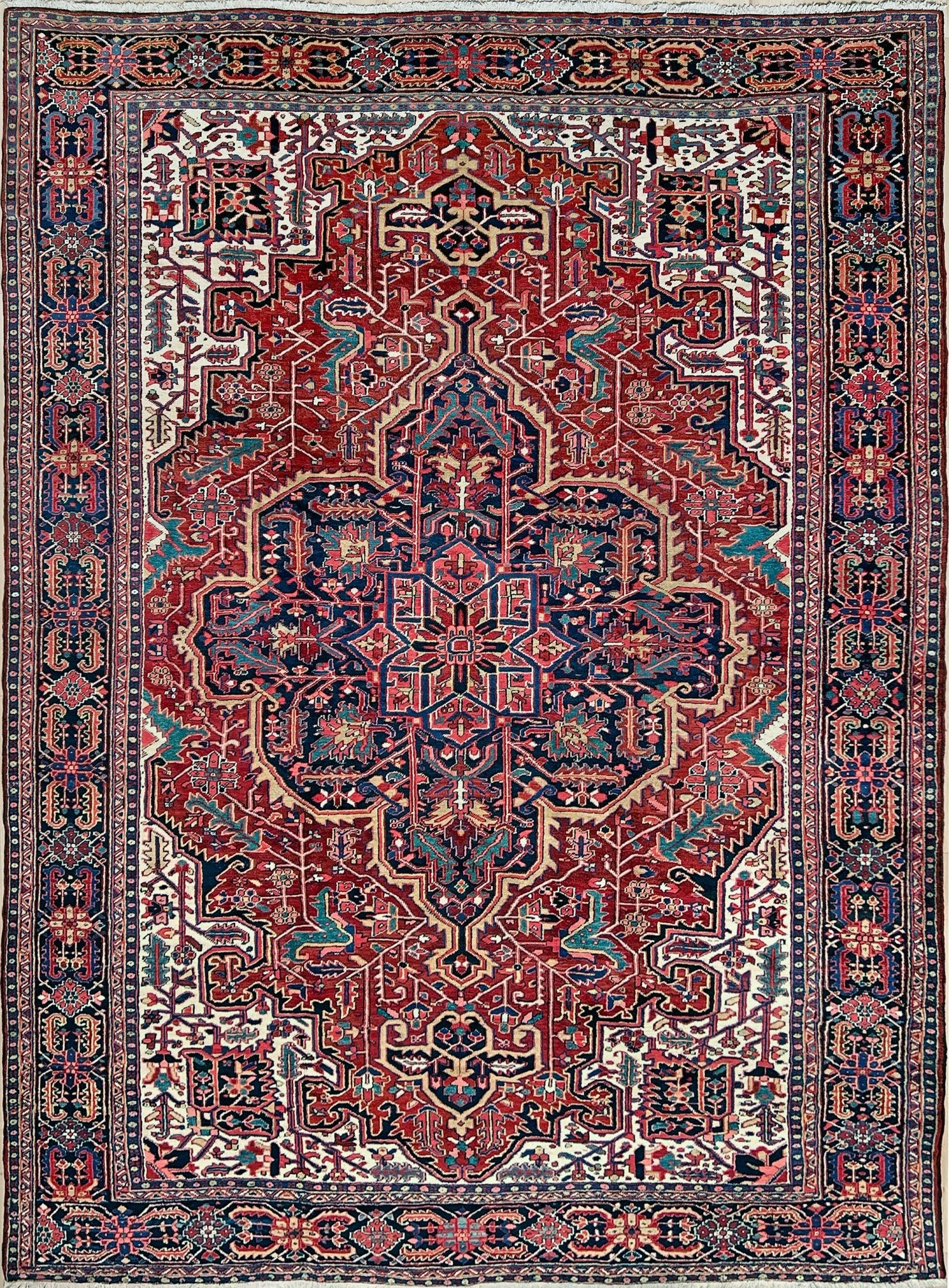 serapi heriz persian handmade area rug. 10x14 vintage rug for living room. Luxury living room rug shop palo alto menlo park. Oriental rug shop san francisco bay area.