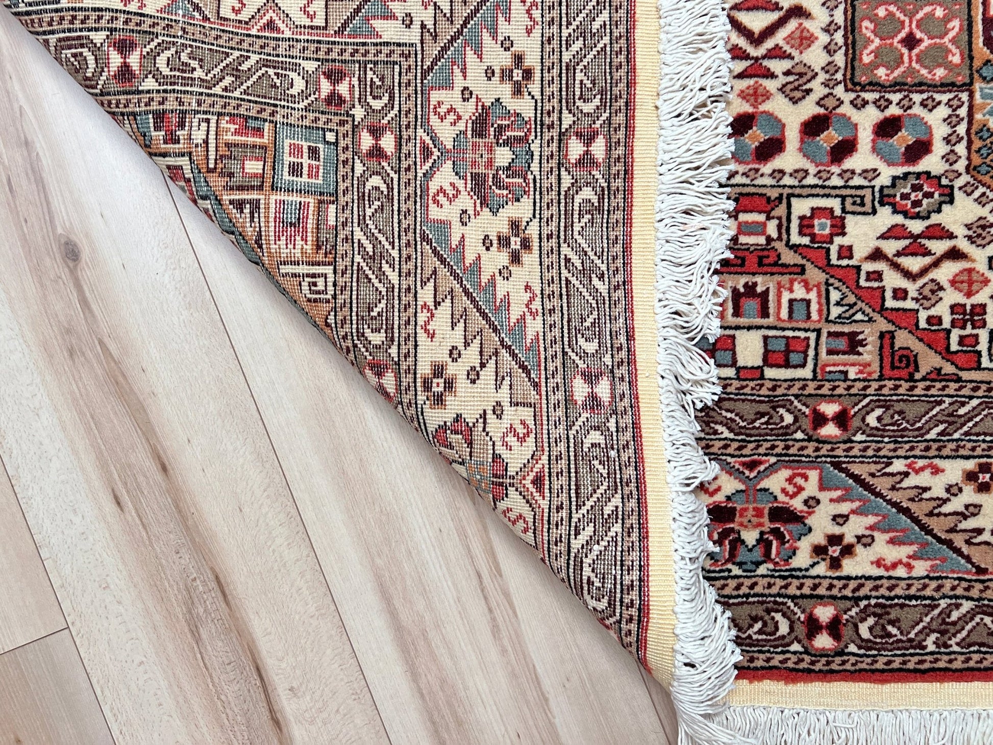 Kayseri tribal turkish rug shop san francisco bay area. Handmade luxury wool rug palo alto.