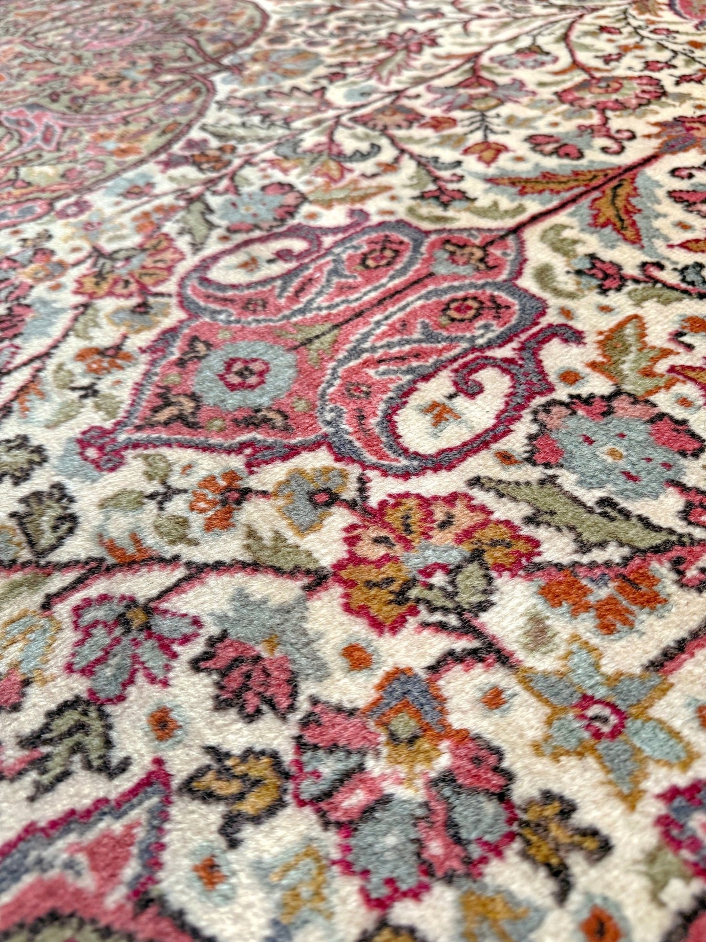 Pink and brown vintage Turkish rug. This luxurious 9x12 handmade wool carpet is available in Burlingame CA SF Bay Area with free shipping, perfect for adding a touch of elegance to any home decor.