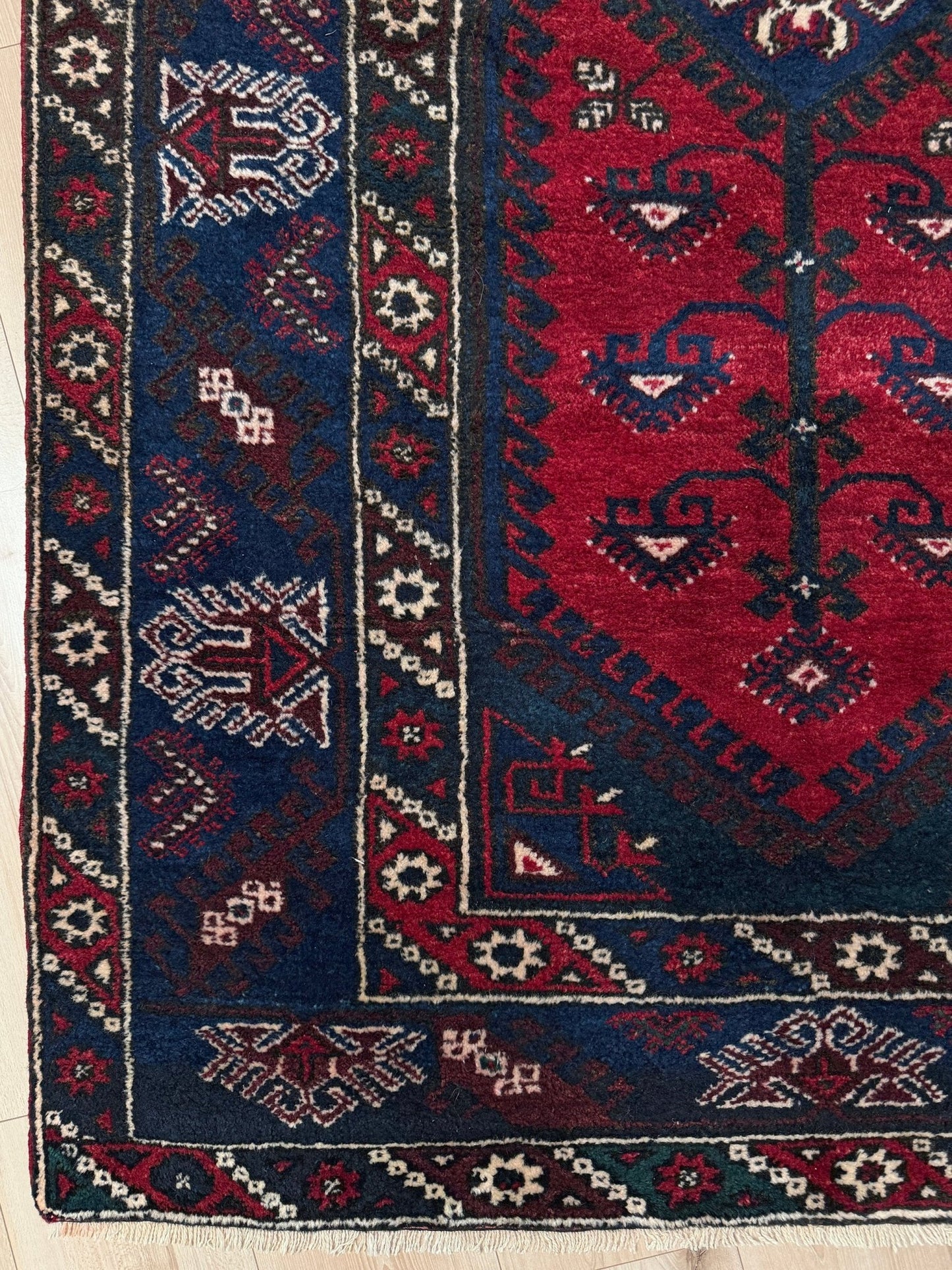 5x7 Dosemealti vintage Turkish tribal rug – top-quality wool, rich crimson red and midnight blue hues, intricate geometric and floral patterns. Perfect for bedroom, living room, or dining area. Handwoven with character and history. Available at the best rug shop in Burlingame CA, SF Bay Area – free shipping!