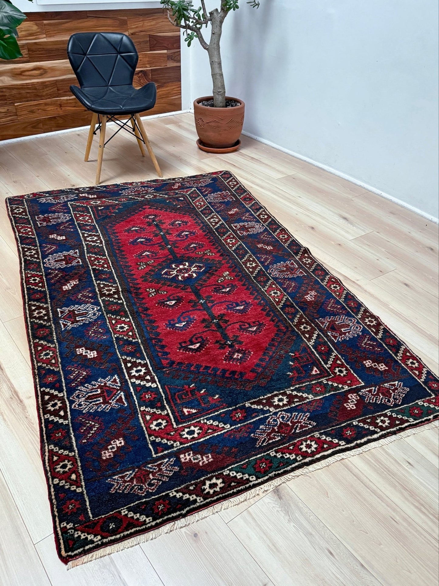 5x7 Dosemealti vintage Turkish tribal rug – top-quality wool, rich crimson red and midnight blue hues, intricate geometric and floral patterns. Perfect for bedroom, living room, or dining area. Handwoven with character and history. Available at the best rug shop in Burlingame CA, SF Bay Area – free shipping!