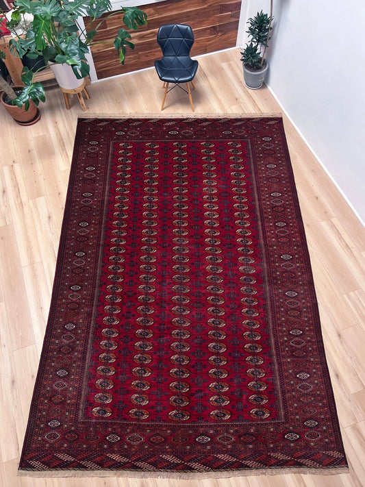 bukhara vintage turkmen rug 8x10. Luxury handmade rug shop palo alto. Oriental rug shop san francisco bay area.