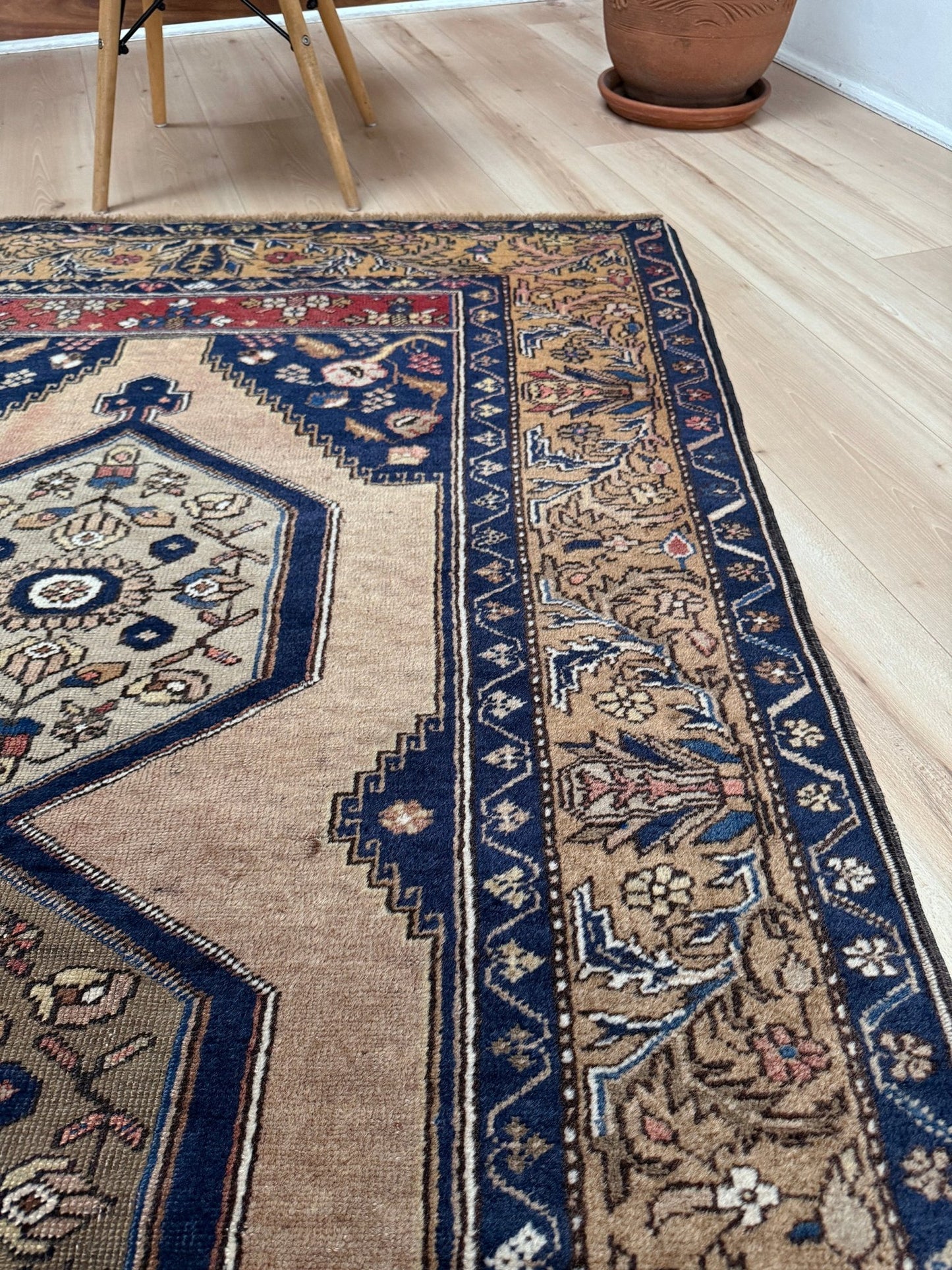 4x8 Vintage Yahyali Turkish wool rug with hexagonal medallions camel beige navy. Perfect for bedroom, living room, or kitchen. One-of-a-kind rug from Indigo Rugs in Burlingame, the best rug shop in the San Francisco Bay Area. Free shipping