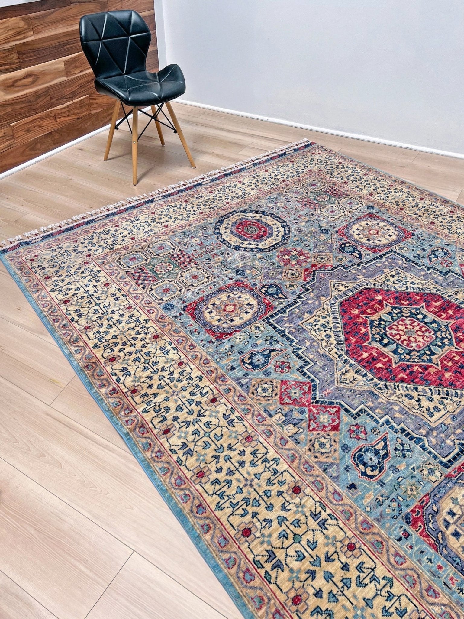 7x9 mamluk handmade area rug. Luxury rug for living room. Exquisite rug shop palo alto. Oriental rug shop san francisco bay area.