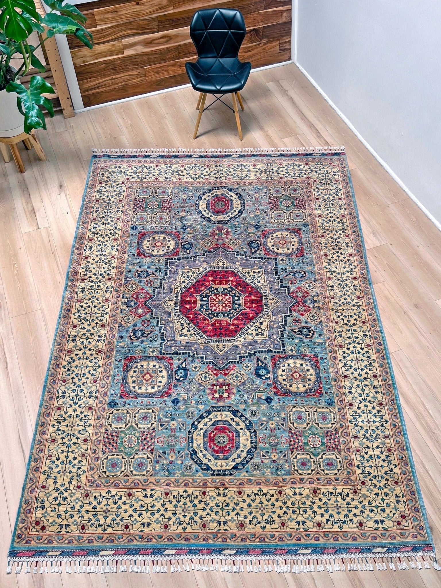 7x9 mamluk handmade area rug. Luxury rug for living room. Exquisite rug shop palo alto. Oriental rug shop san francisco bay area.