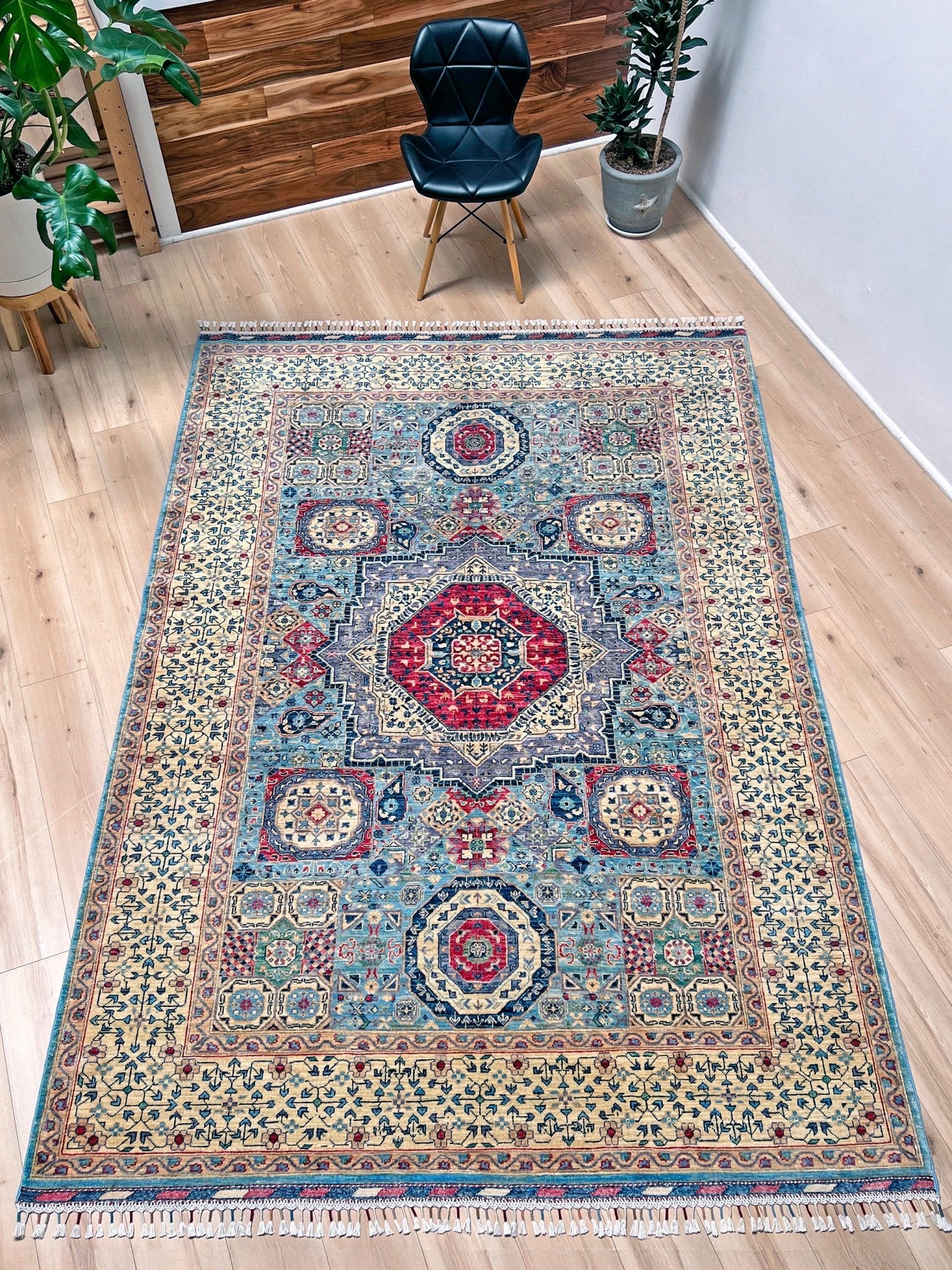 7x9 mamluk handmade area rug. Luxury rug for living room. Exquisite rug shop palo alto. Oriental rug shop san francisco bay area.