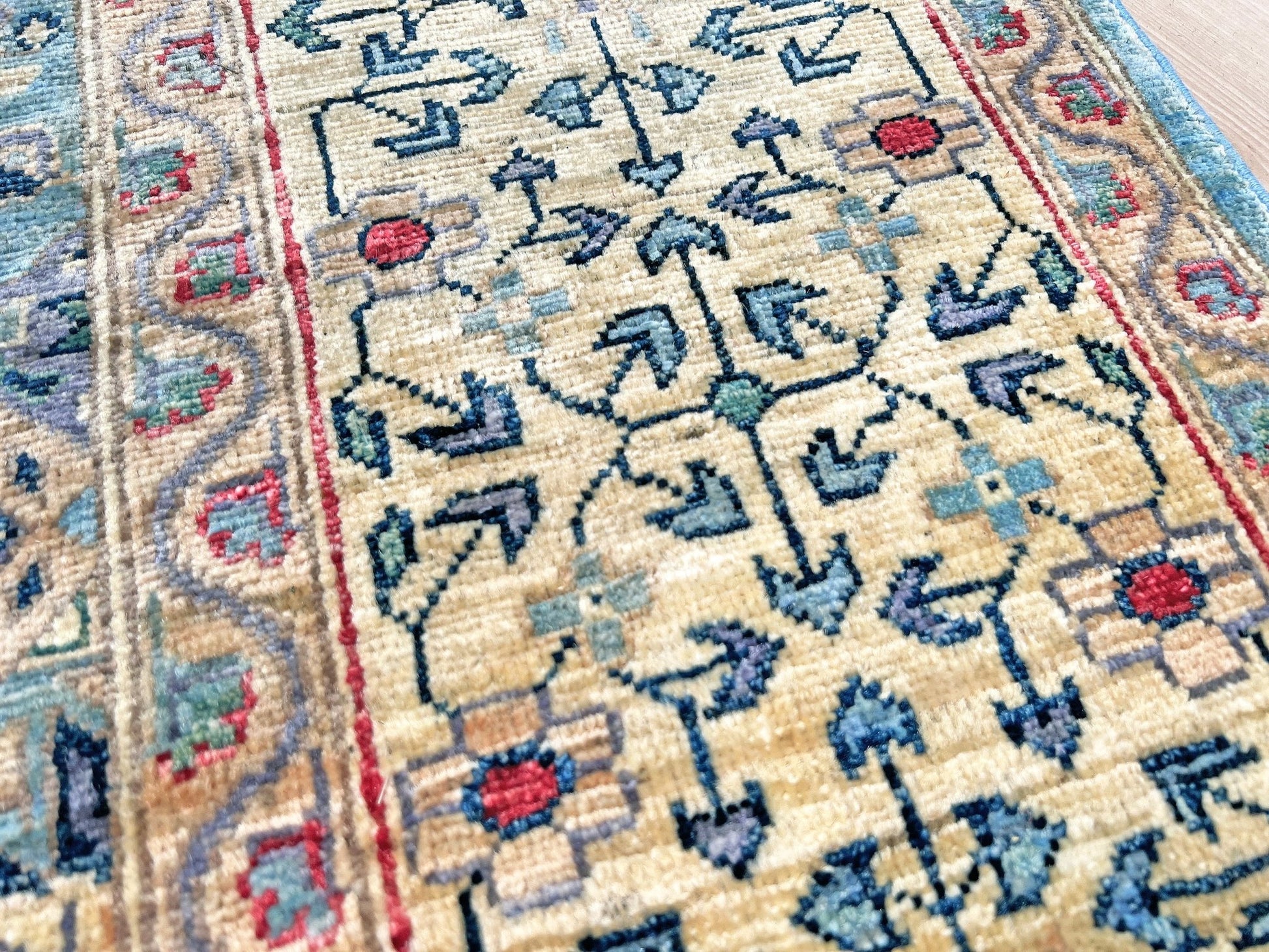 7x9 mamluk handmade area rug. Luxury rug for living room. Exquisite rug shop palo alto. Oriental rug shop san francisco bay area.