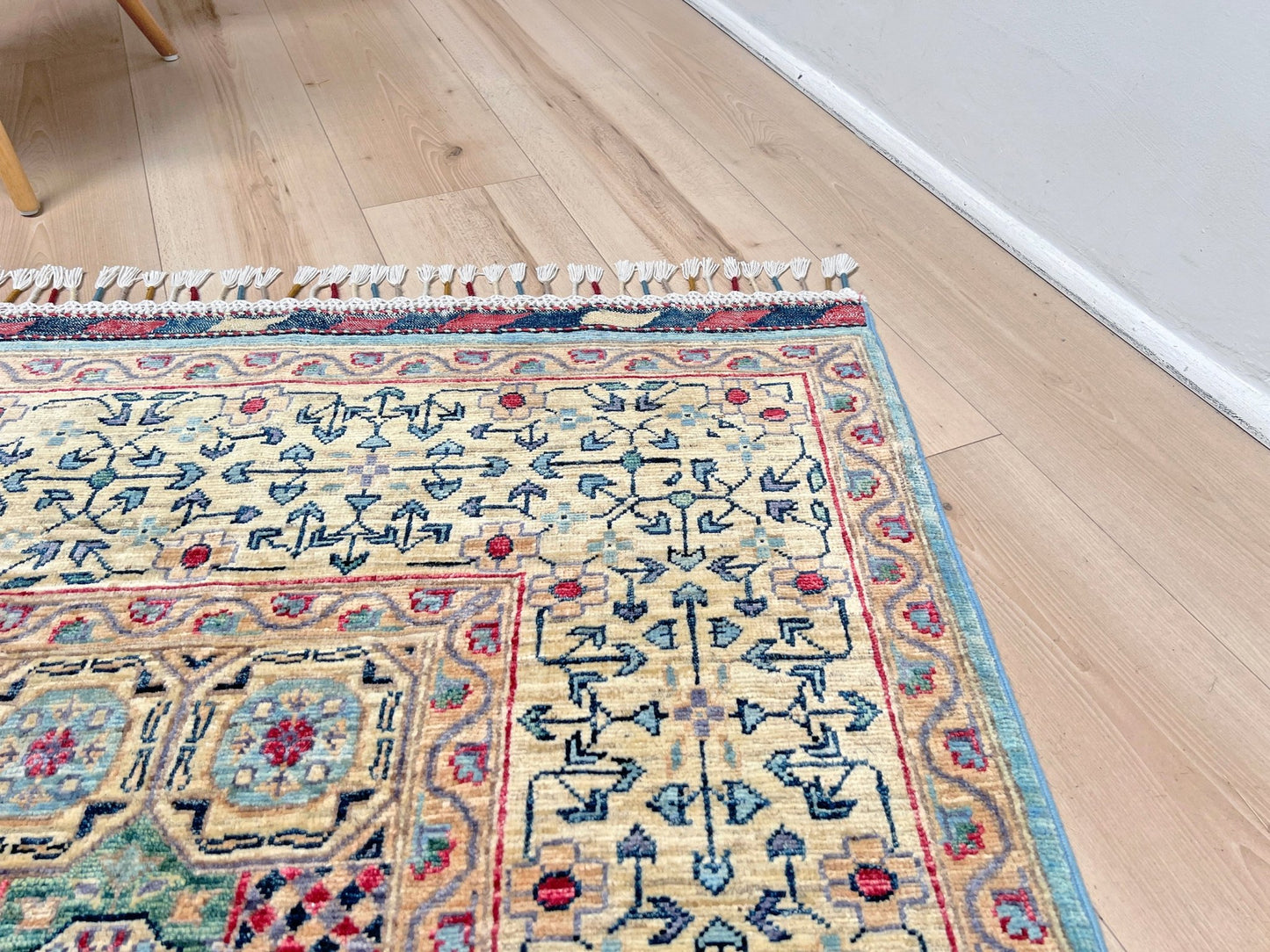 mamluk handmade area rug. Luxury rug for living room. Exquisite rug shop palo alto. Oriental rug shop san francisco bay area.