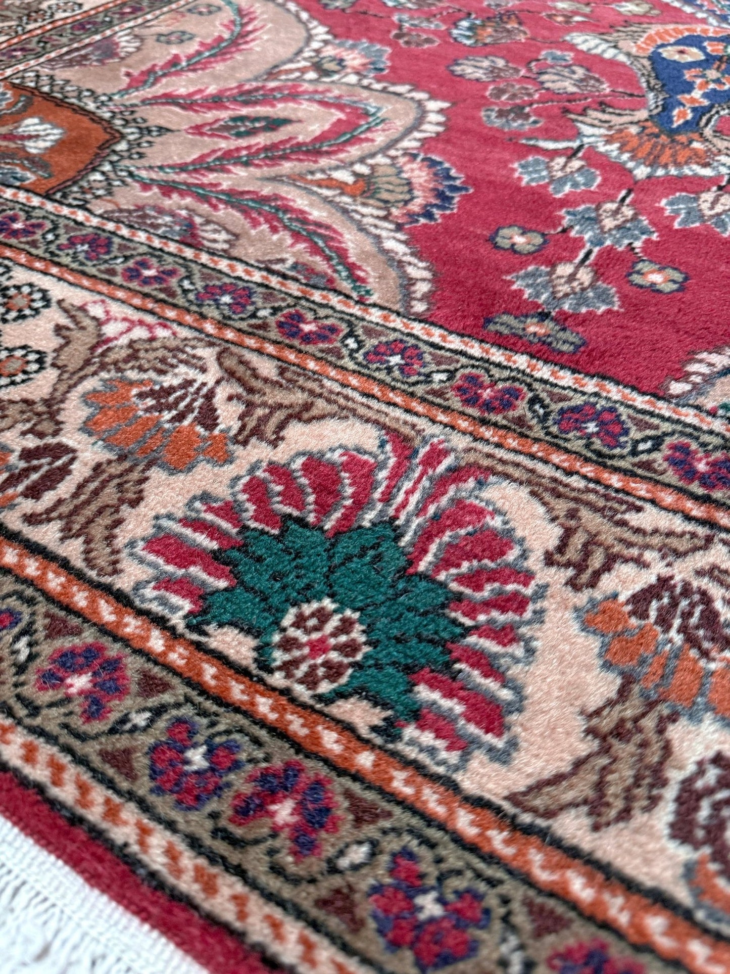 Crimson Red 5x7 Kayseri handmade Turkish wool rug from the best rug shop in the San Francisco Bay Area, Burlingame CA, free shipping available. Perfect for living rooms, bedrooms, dining rooms, studies, or formal sitting areas