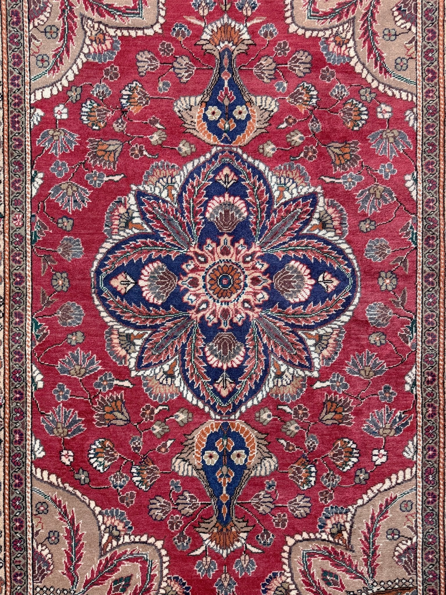 Crimson Red 5x7 Kayseri handmade Turkish wool rug from the best rug shop in the San Francisco Bay Area, Burlingame CA, free shipping available. Perfect for living rooms, bedrooms, dining rooms, studies, or formal sitting areas
