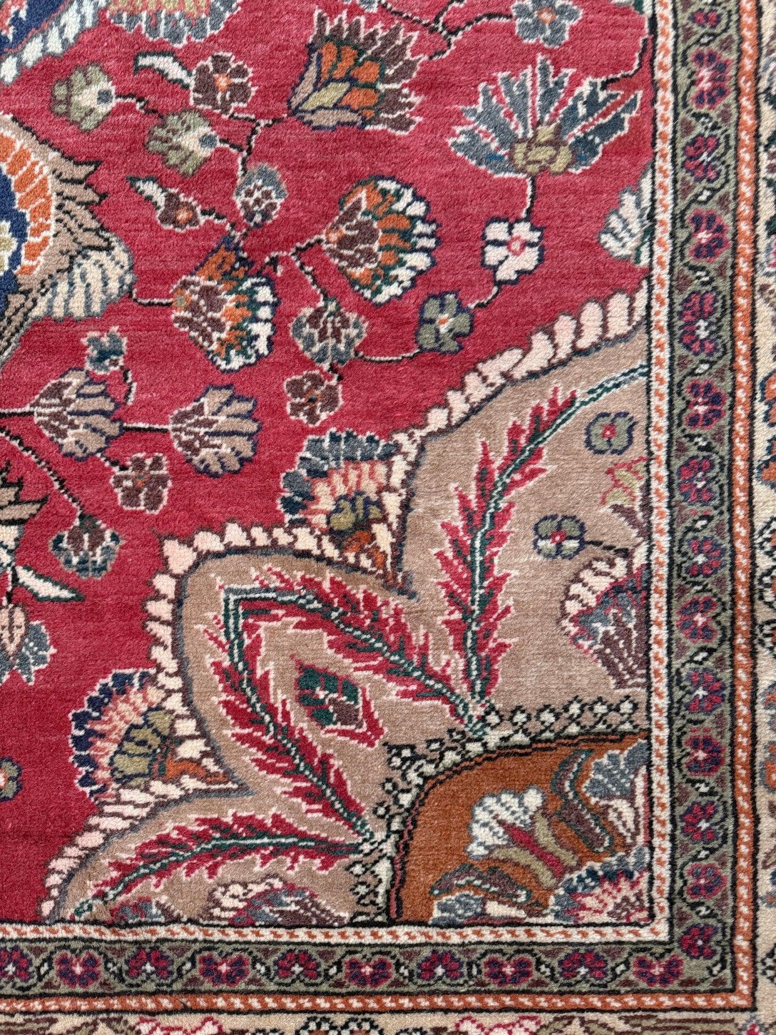 Crimson Red 5x7 Kayseri handmade Turkish wool rug from the best rug shop in the San Francisco Bay Area, Burlingame CA, free shipping available. Perfect for living rooms, bedrooms, dining rooms, studies, or formal sitting areas