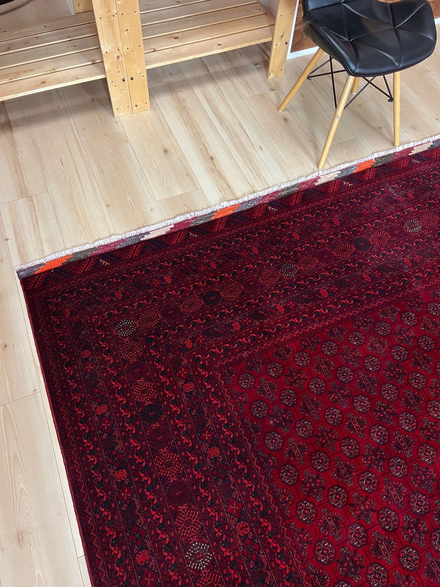 Khoja Roshnai Turkmen Luxury handmade 10x14 large area rug with warm colors, perfect for living room, bedroom, or dining spaces. Available at the best luxury rug shop in the San Francisco Bay Area. Enjoy free shipping on this high-quality, exquisite rug.