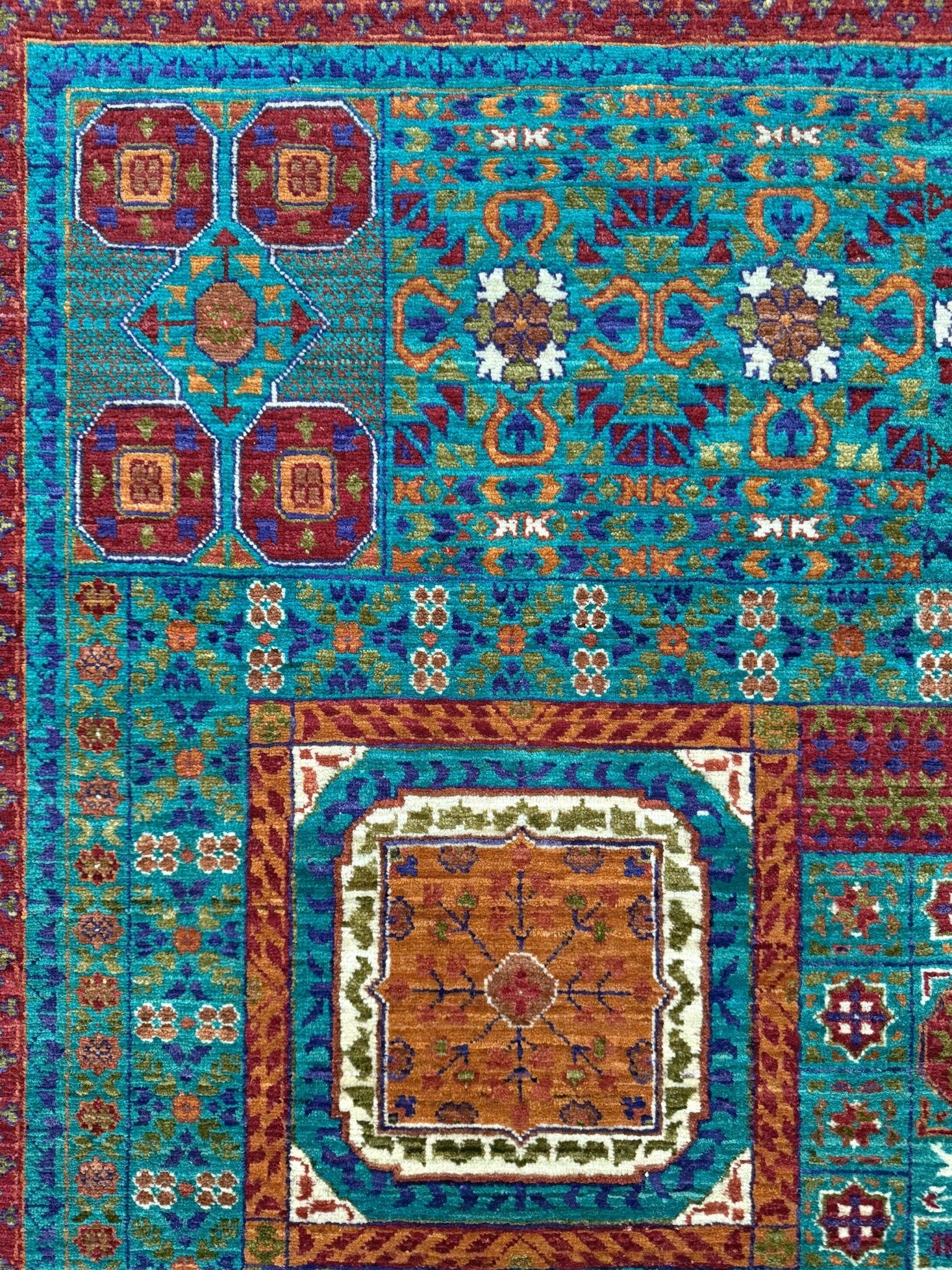 45x45 Top-quality 8x10 Sultanate Mamluk rug from the best rug shop in San Mateo, SF Bay Area. It features rich turquoise, royal purple, and saffron hues with intricate geometric patterns. Perfect for a bedroom, living room, or dining space, adding character and timeless elegance. Free shipping available.