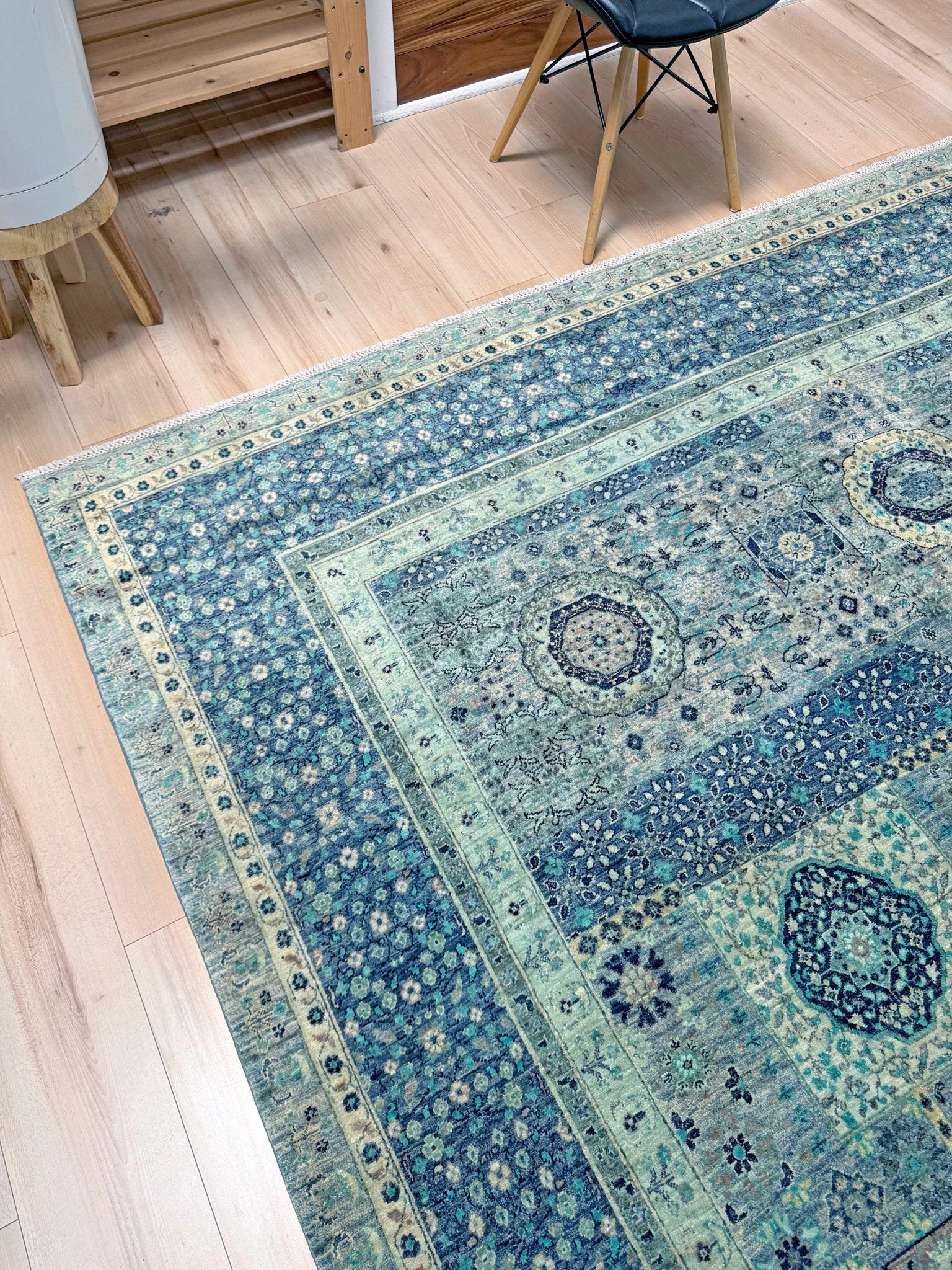 9x12 blue Mamluk transitional rug 50x50 quality handmade wool from best rug shop San Mateo SF Bay Area, free shipping, perfect for bedroom, living room, or dining room, rich character and intricate design