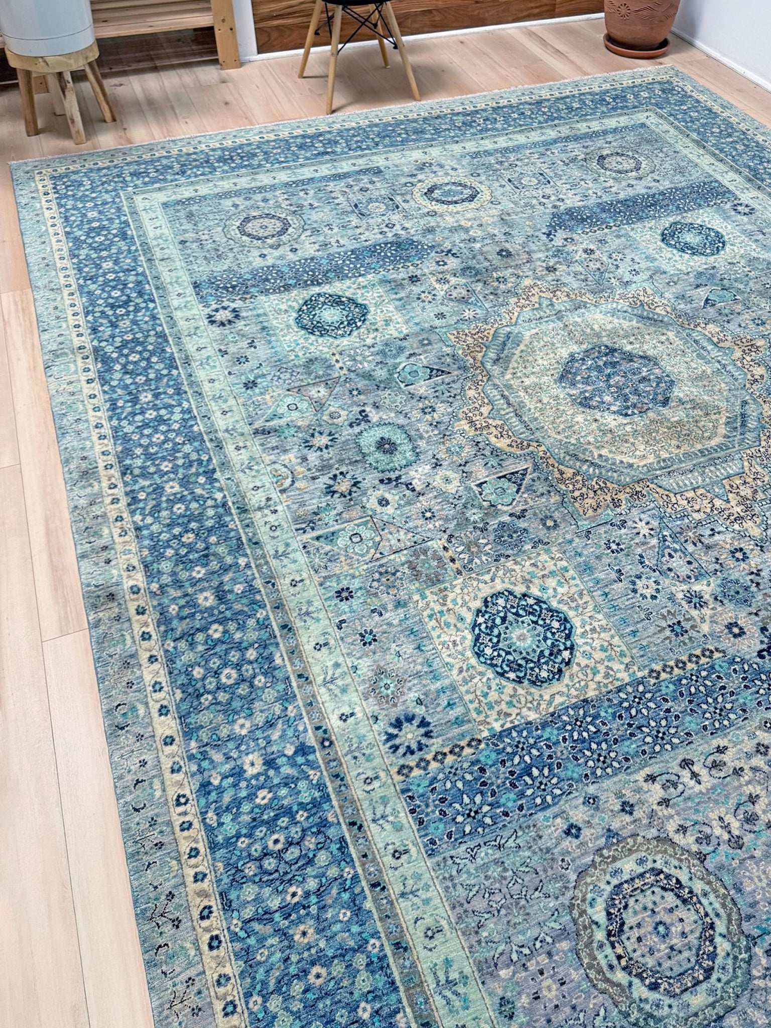 9x12 blue Mamluk transitional rug 50x50 quality handmade wool from best rug shop San Mateo SF Bay Area, free shipping, perfect for bedroom, living room, or dining room, rich character and intricate design